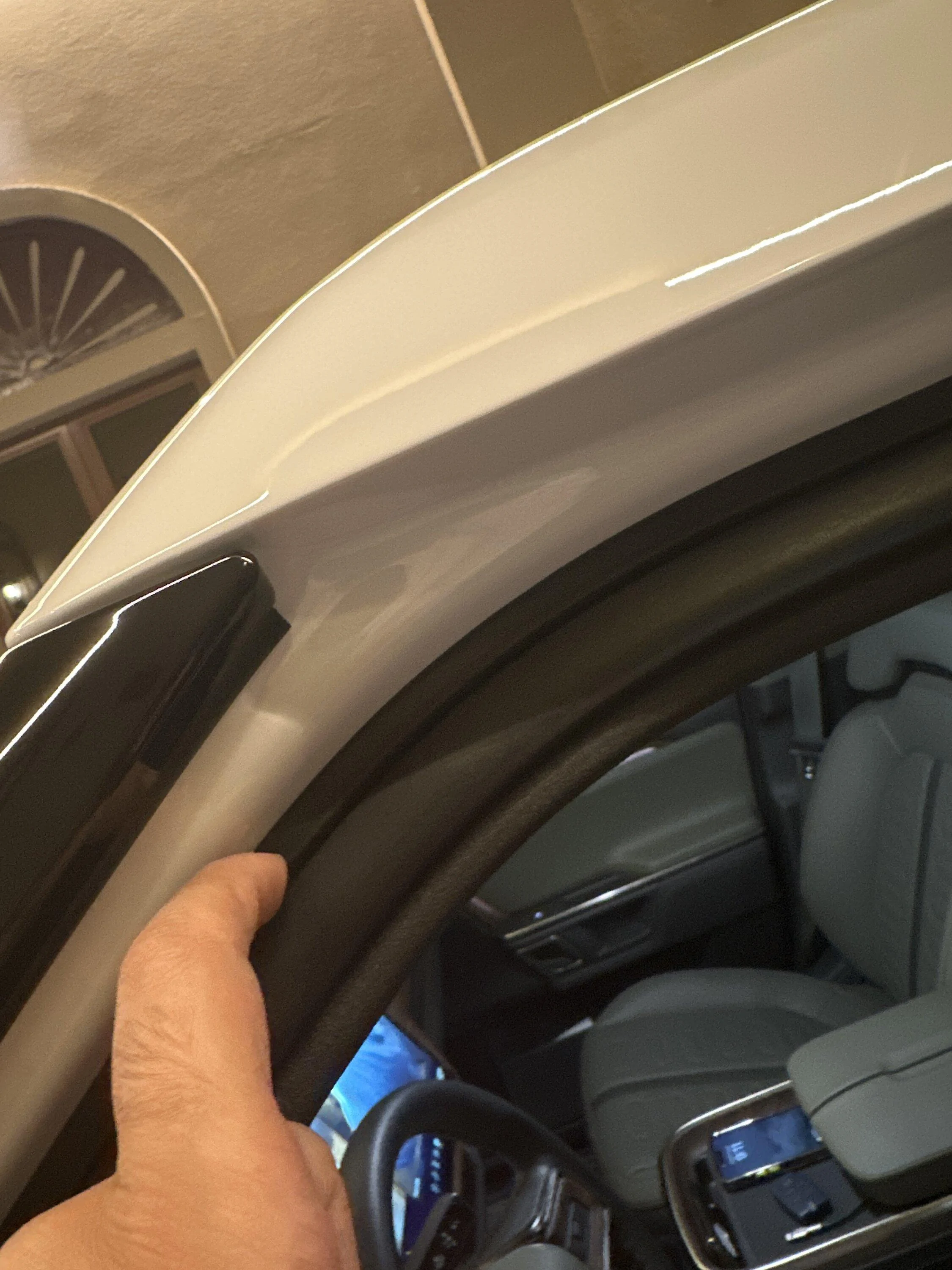 Rivian R1T R1S Wind noise solved at last -- using tube rubber seal imag