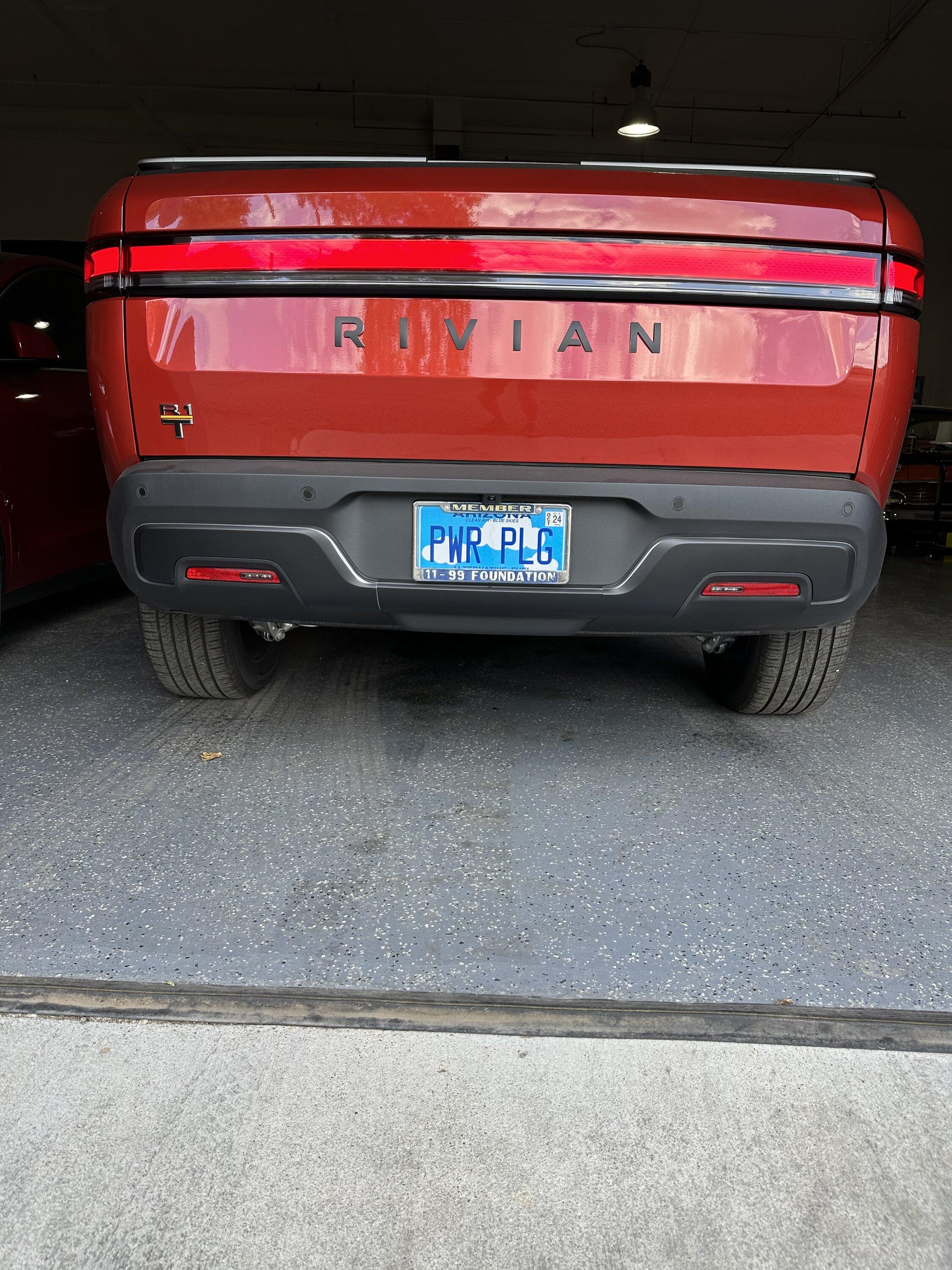 Rivian R1T R1S New plates IMG_1548