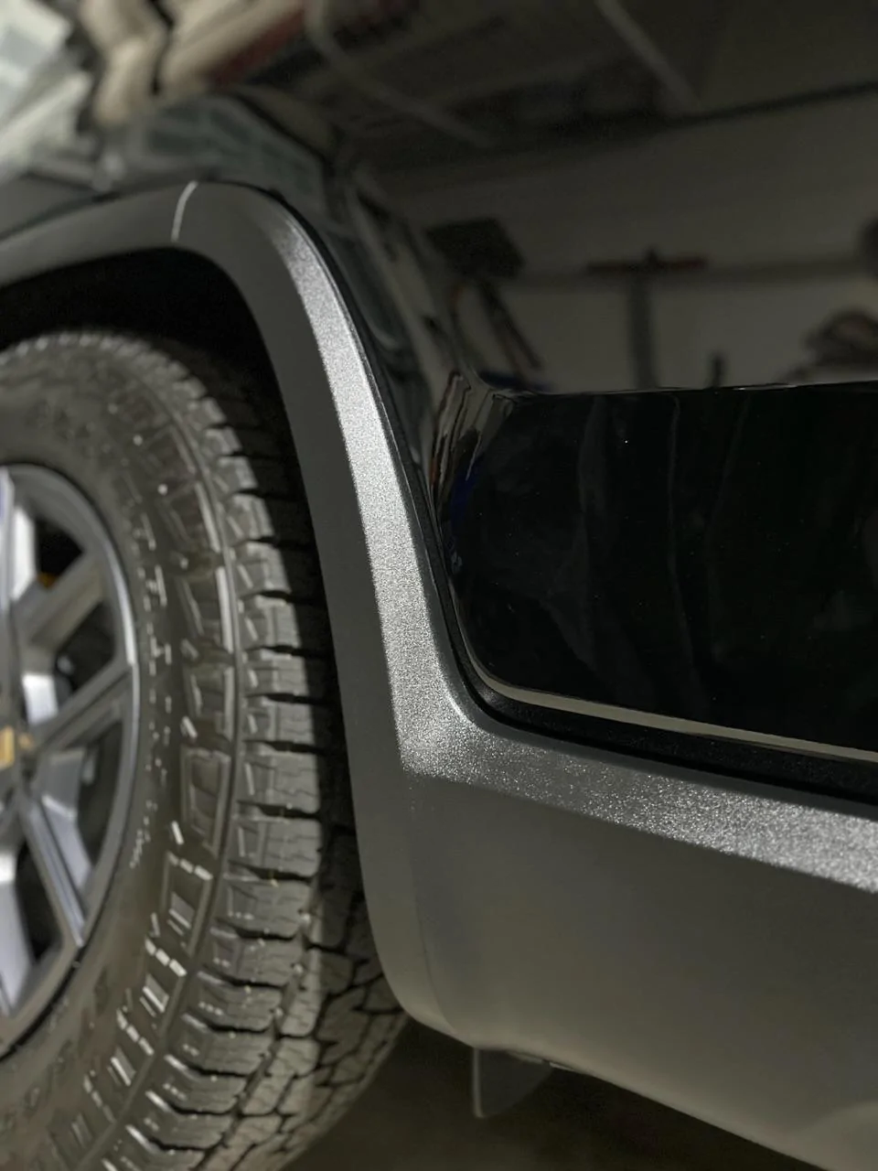 Rivian R1T R1S ATL_R1S Midnight Black Build IMG_0654