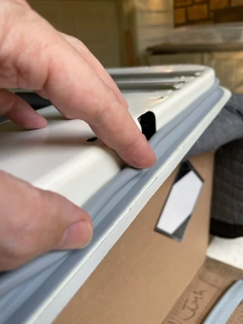 Rivian R1T R1S Wind noise solved at last -- using tube rubber seal IMG_9043