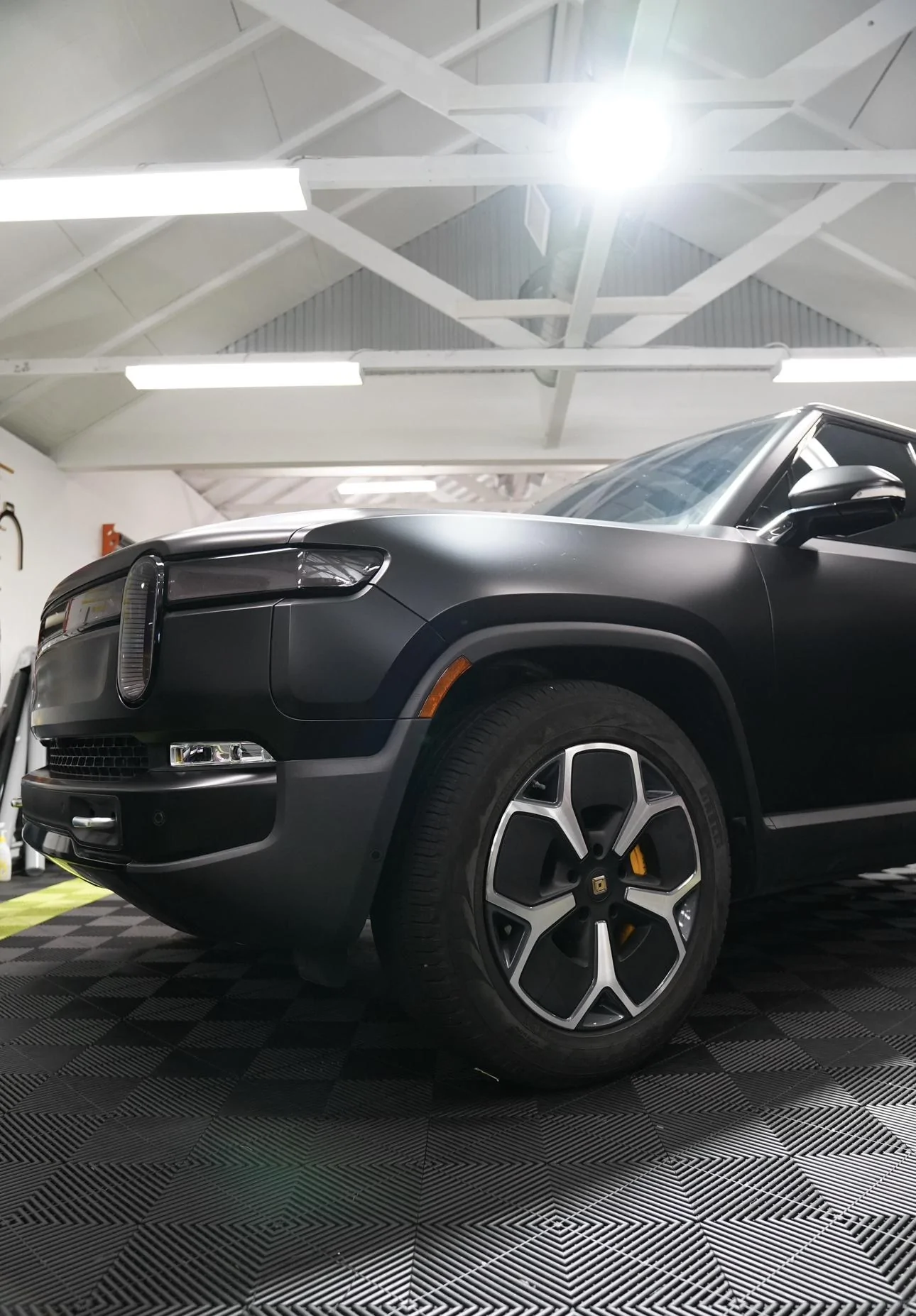 Rivian R1T R1S Midnight R1S Full Matte PPF, Chrome Delete, Light Smoke IMG_DFA2FF0F39F9-1