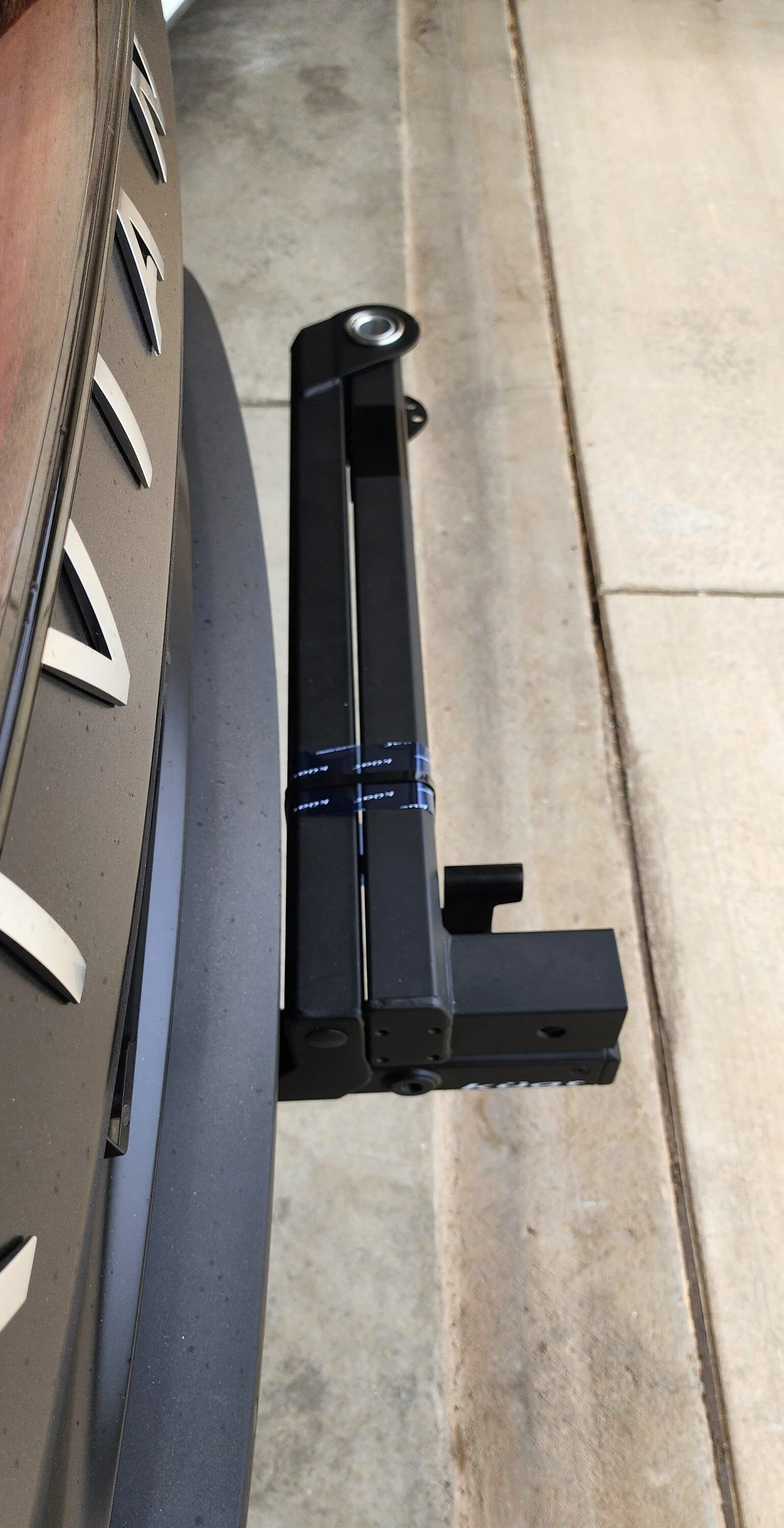 Rivian R1T R1S R1S Spare tire hitch mount options? 20230731_135548