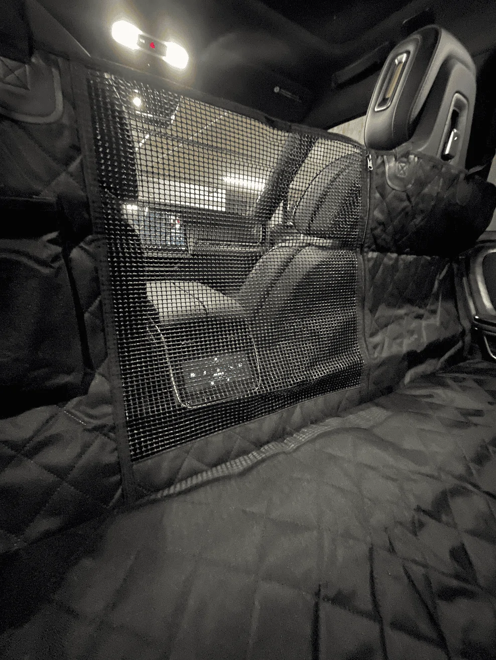 Rivian R1T R1S Dogs and Rivians ? 1691633986506