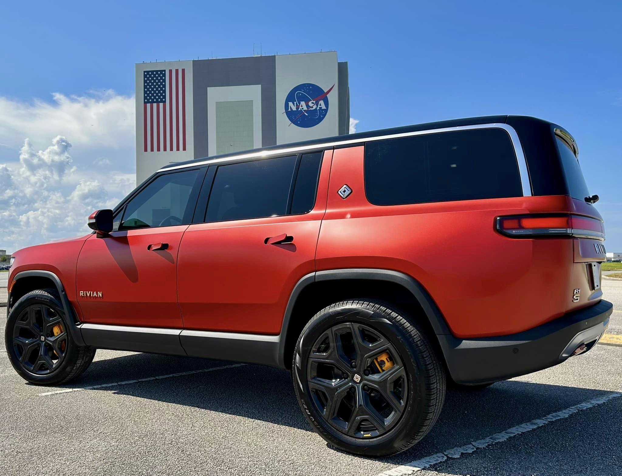 Rivian R1T R1S RED CANYON Rivian Photos 364685151_10123389808757571_9192903022846383288_n