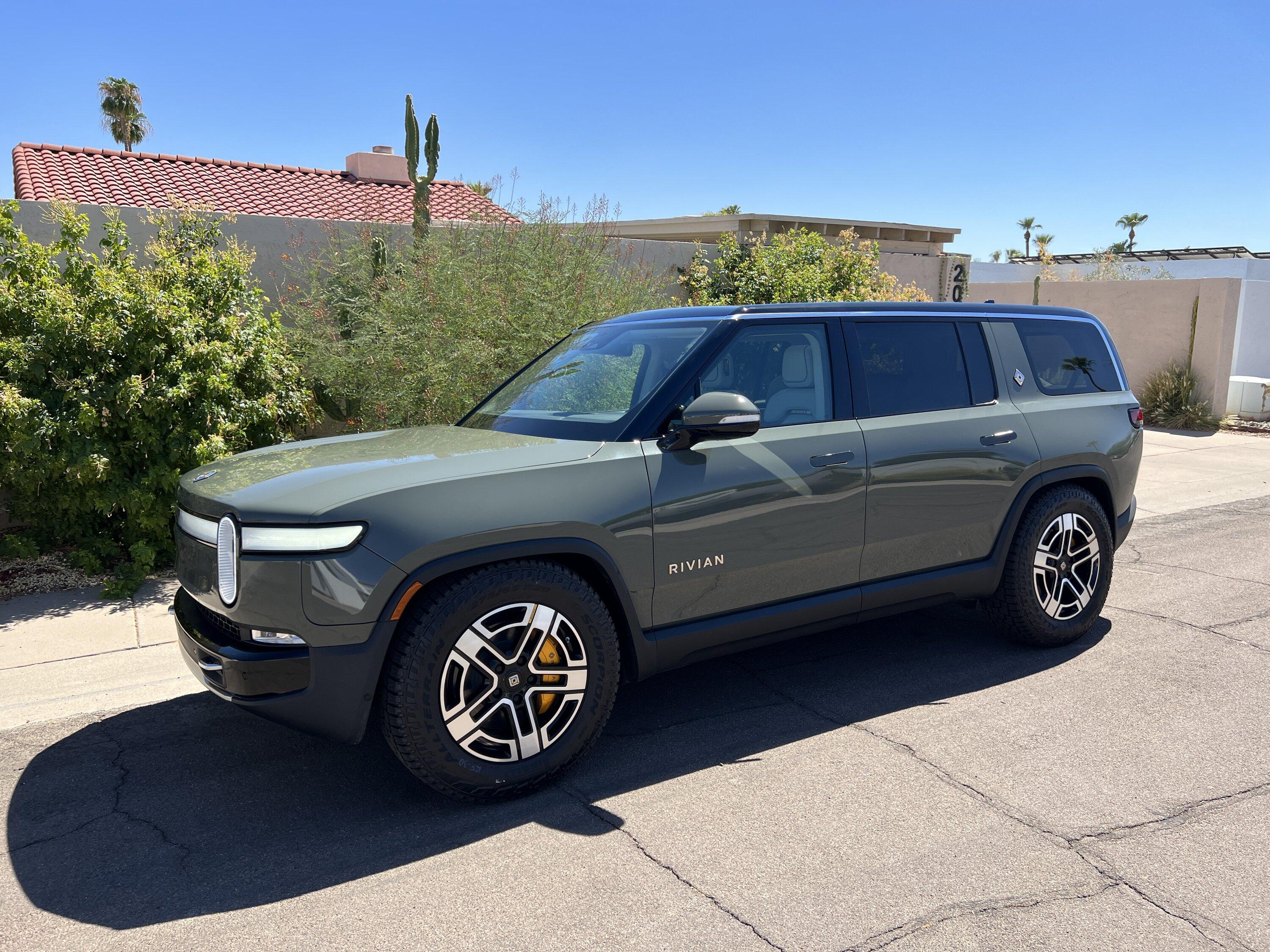 Rivian R1T R1S latest VIN for R1S IMG_1303.JPG