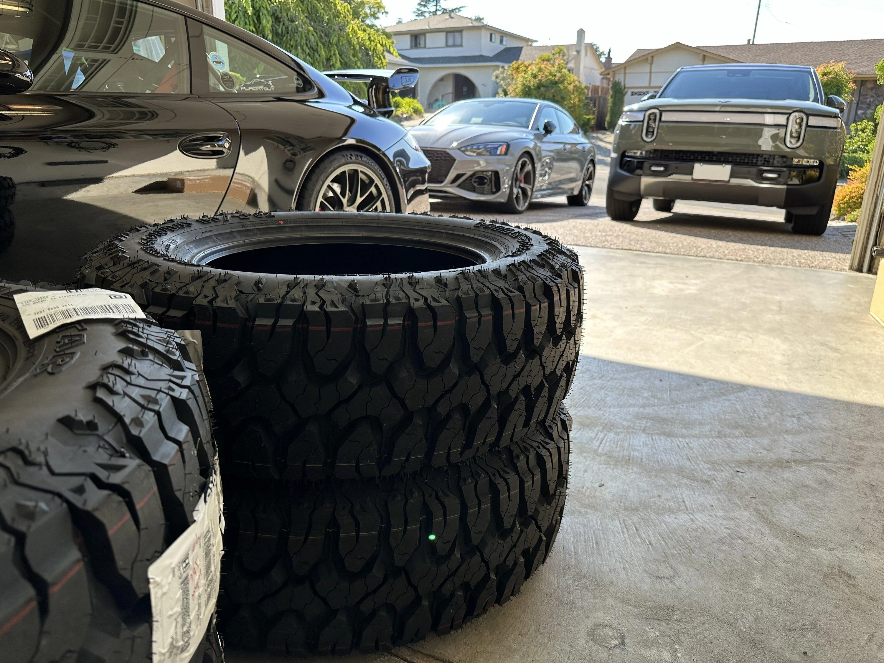 Rivian R1T R1S R1SKY Launch Green R1S Build Thread IMG_1222