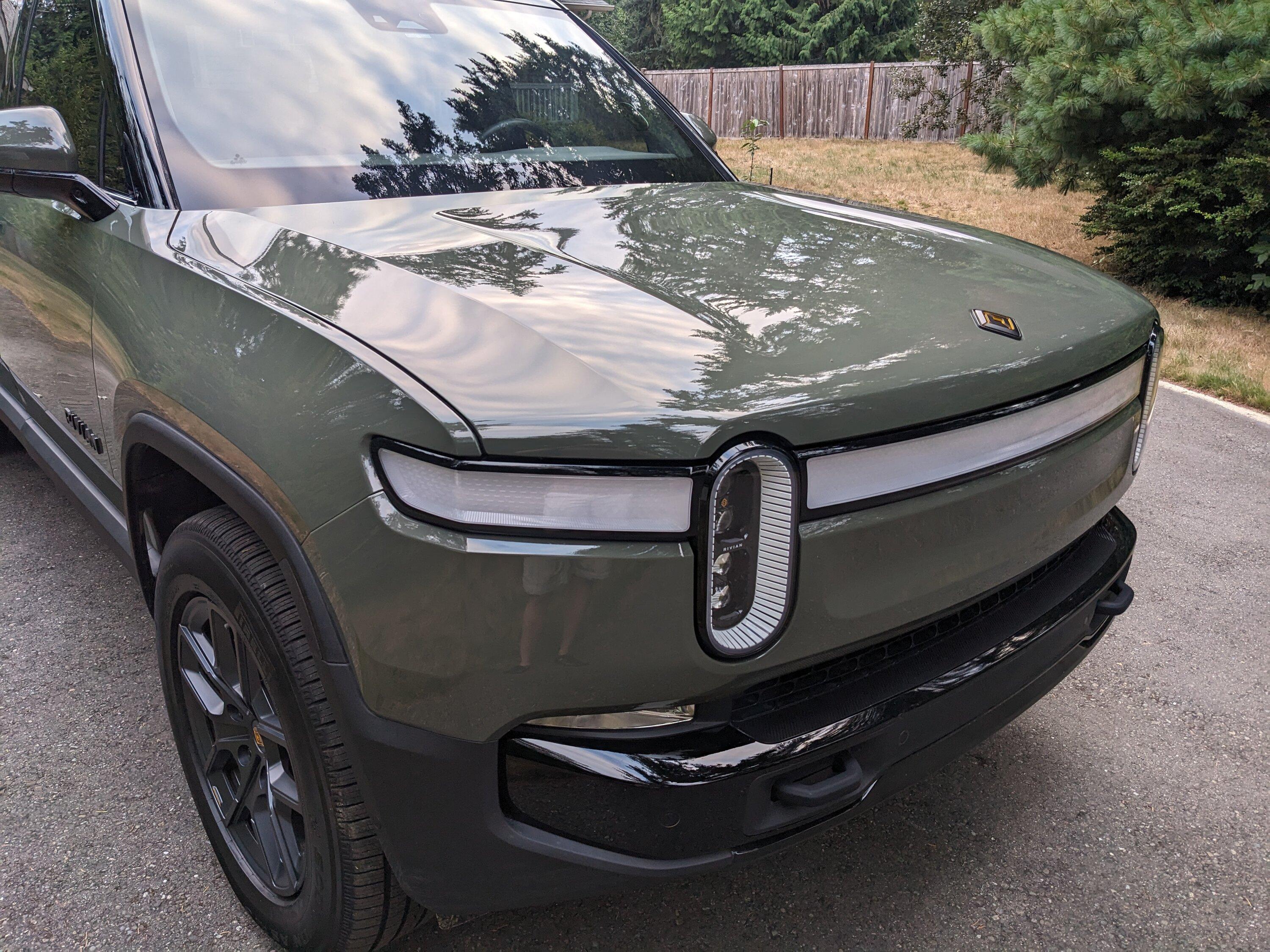 Rivian R1T R1S Launch Green Going Black PXL_20230811_024838250