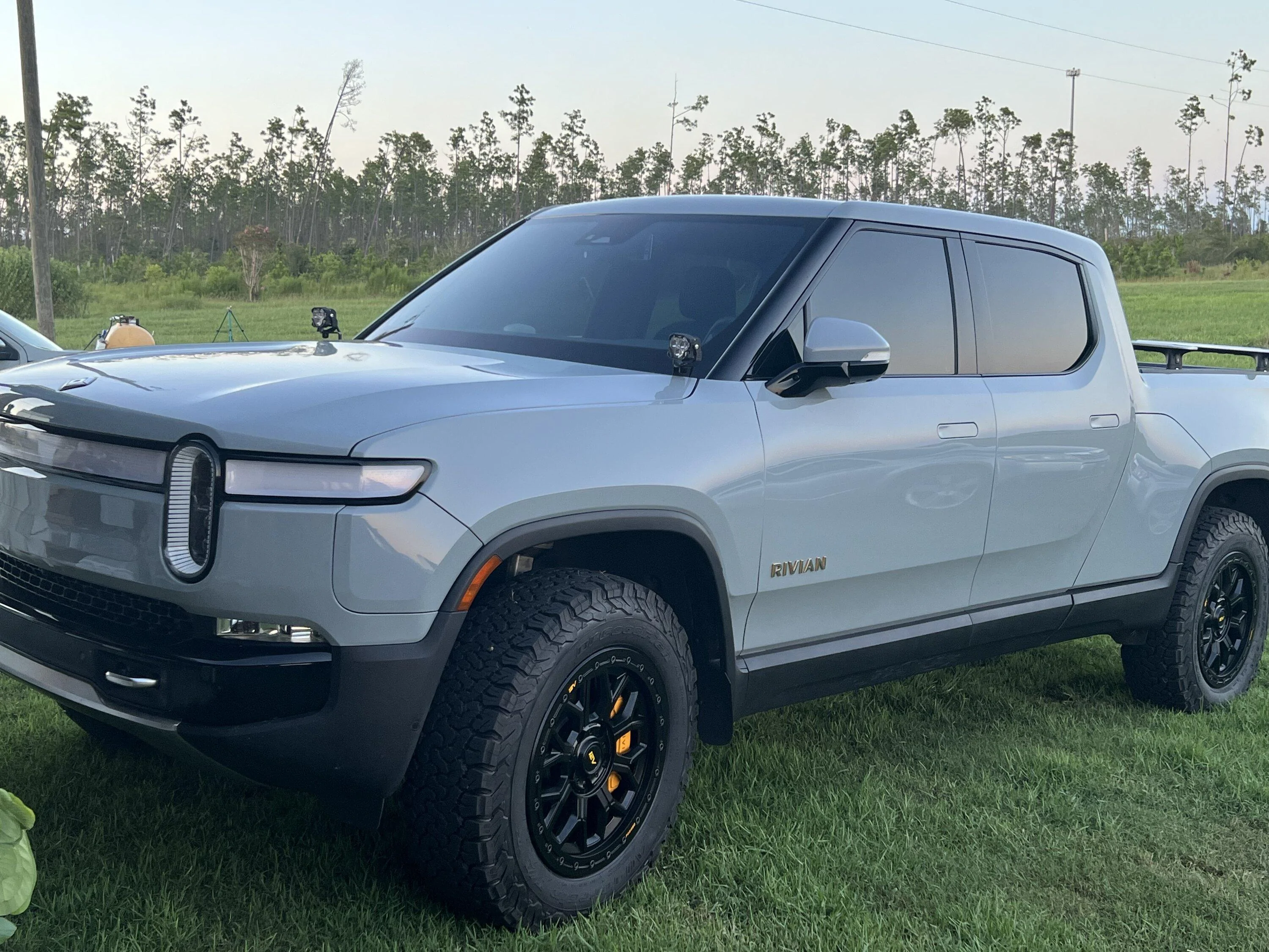 Rivian R1T R1S LIMESTONE R1T Photos img_1135-jpeg