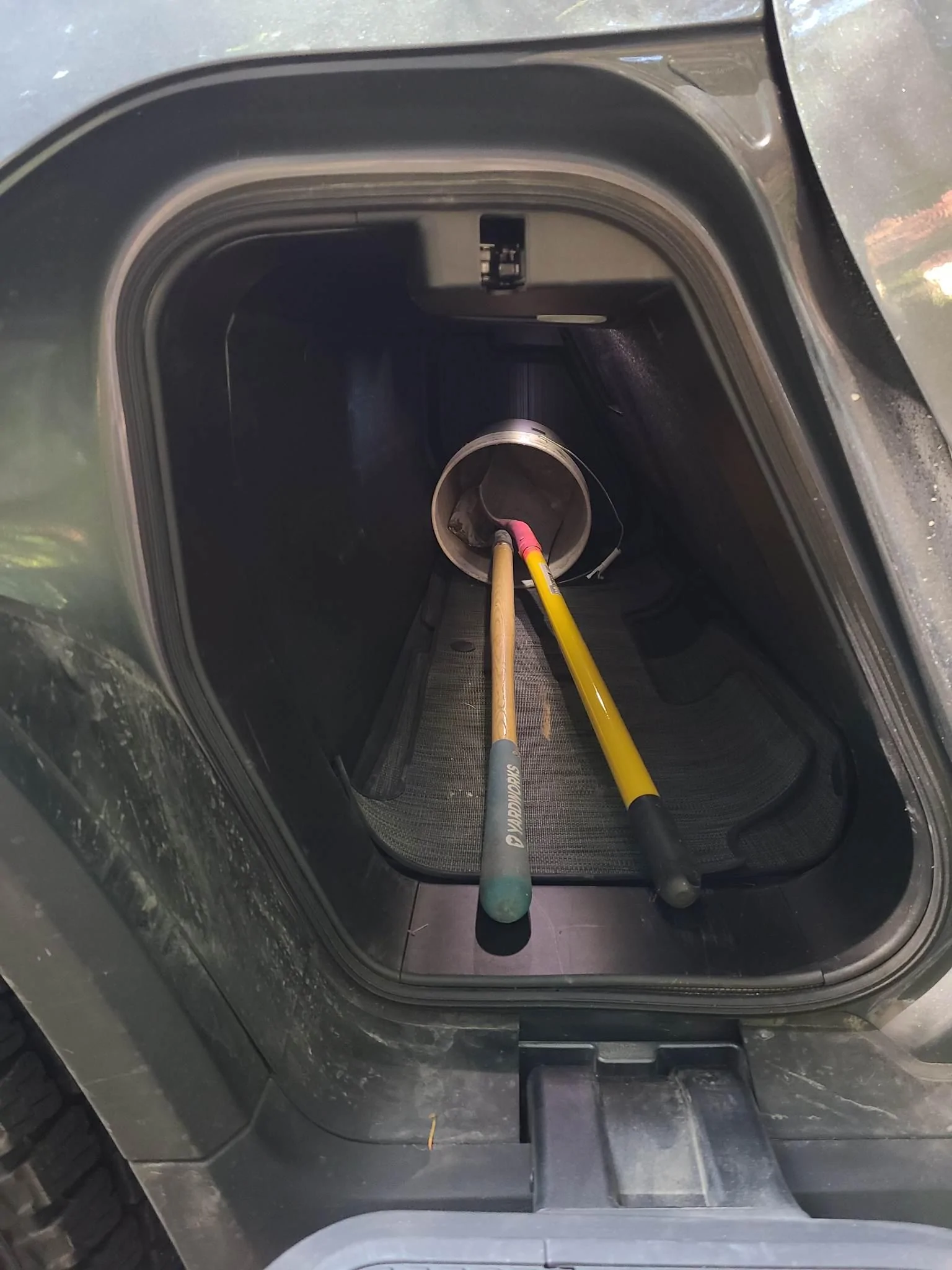 Rivian R1T R1S Dogs and Rivians ? received_1196680214340258
