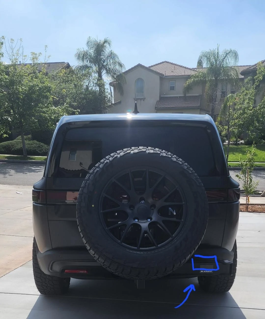 Rivian R1T R1S R1S Spare tire hitch mount options? Screenshot_20230811_123555_Photos