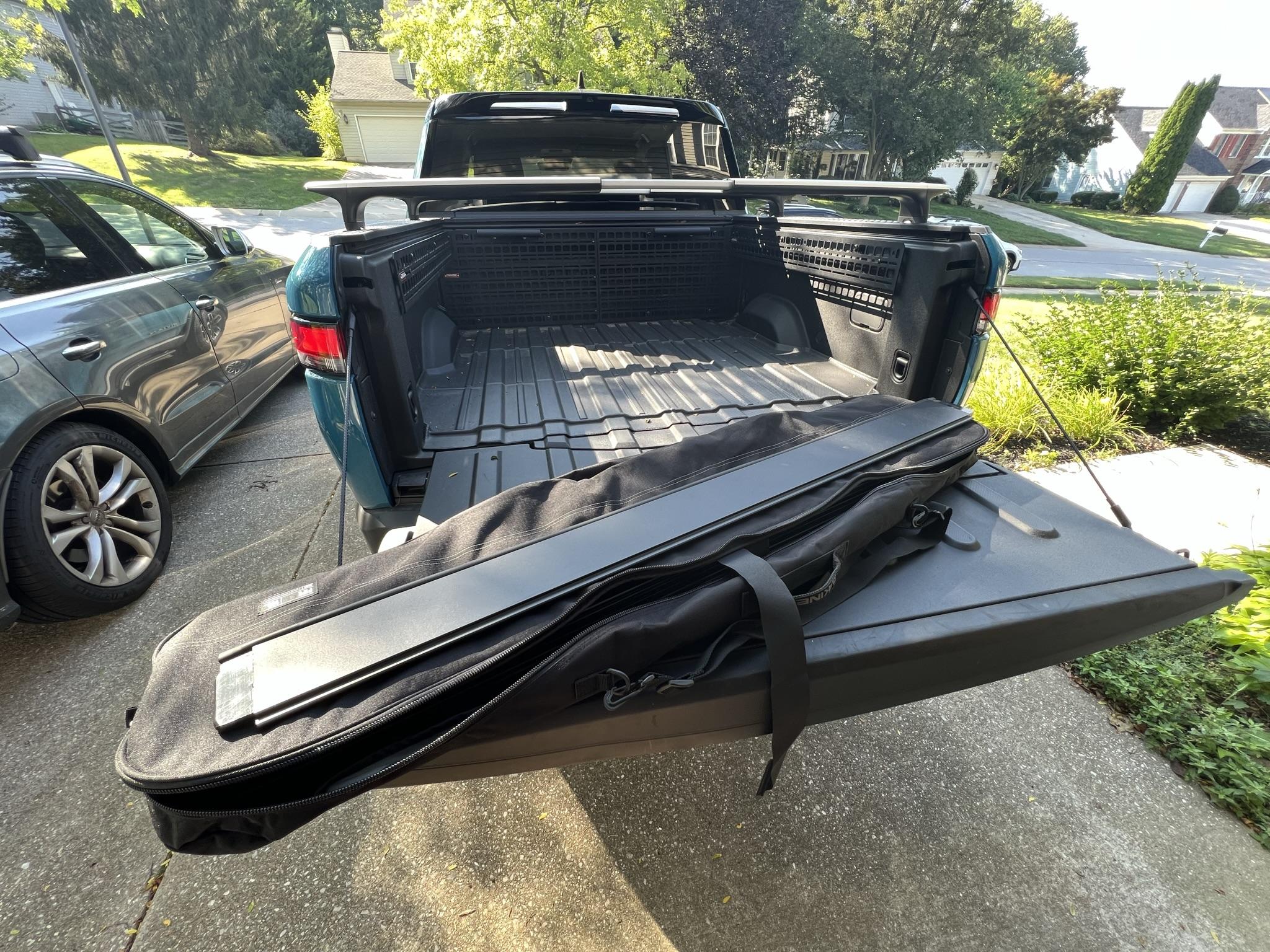 Rivian R1T R1S Interrobang Tonneau Cover with Bag IMG_8391.JPEG
