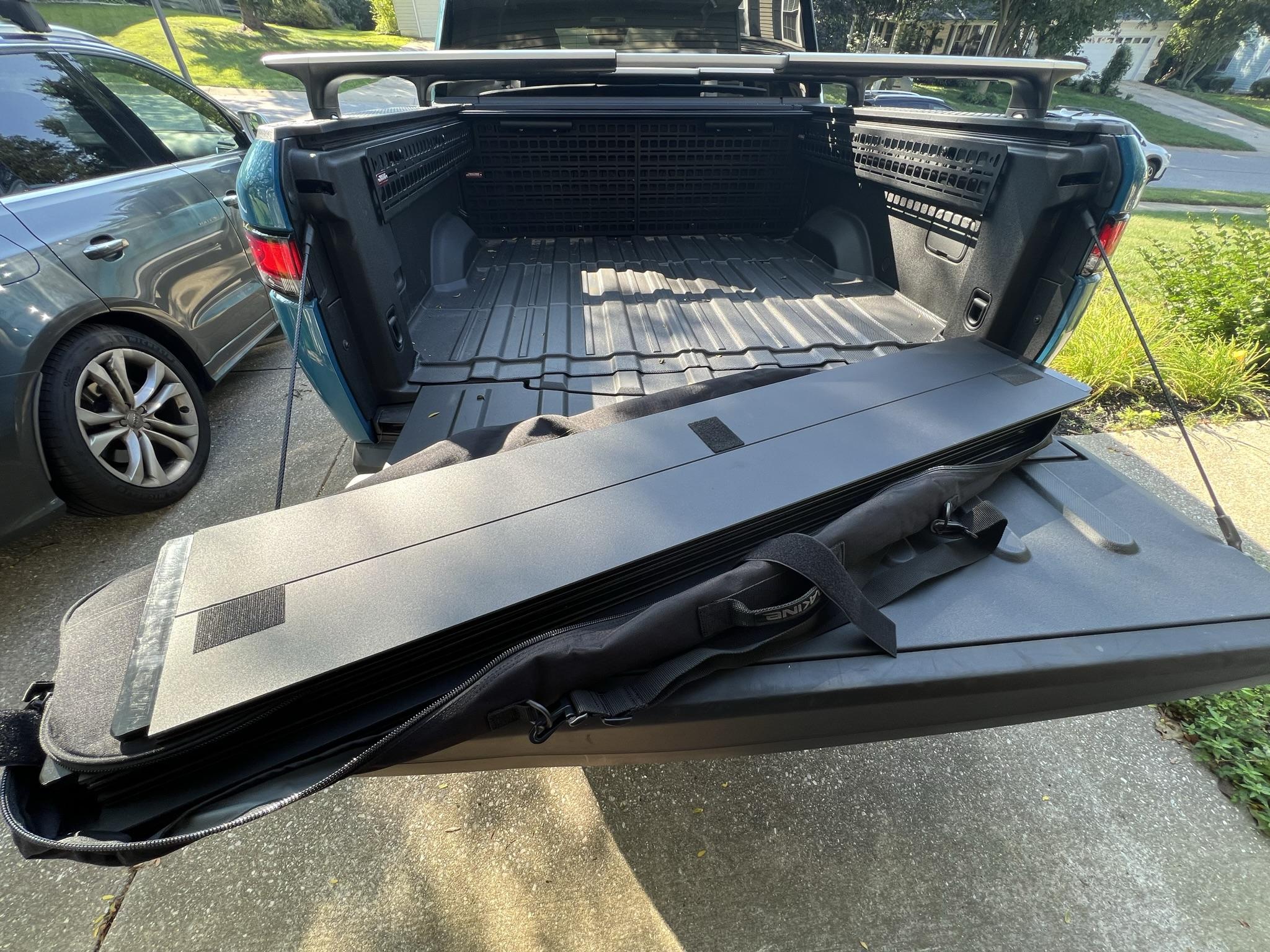 Rivian R1T R1S Interrobang Tonneau Cover with Bag IMG_8392.JPEG