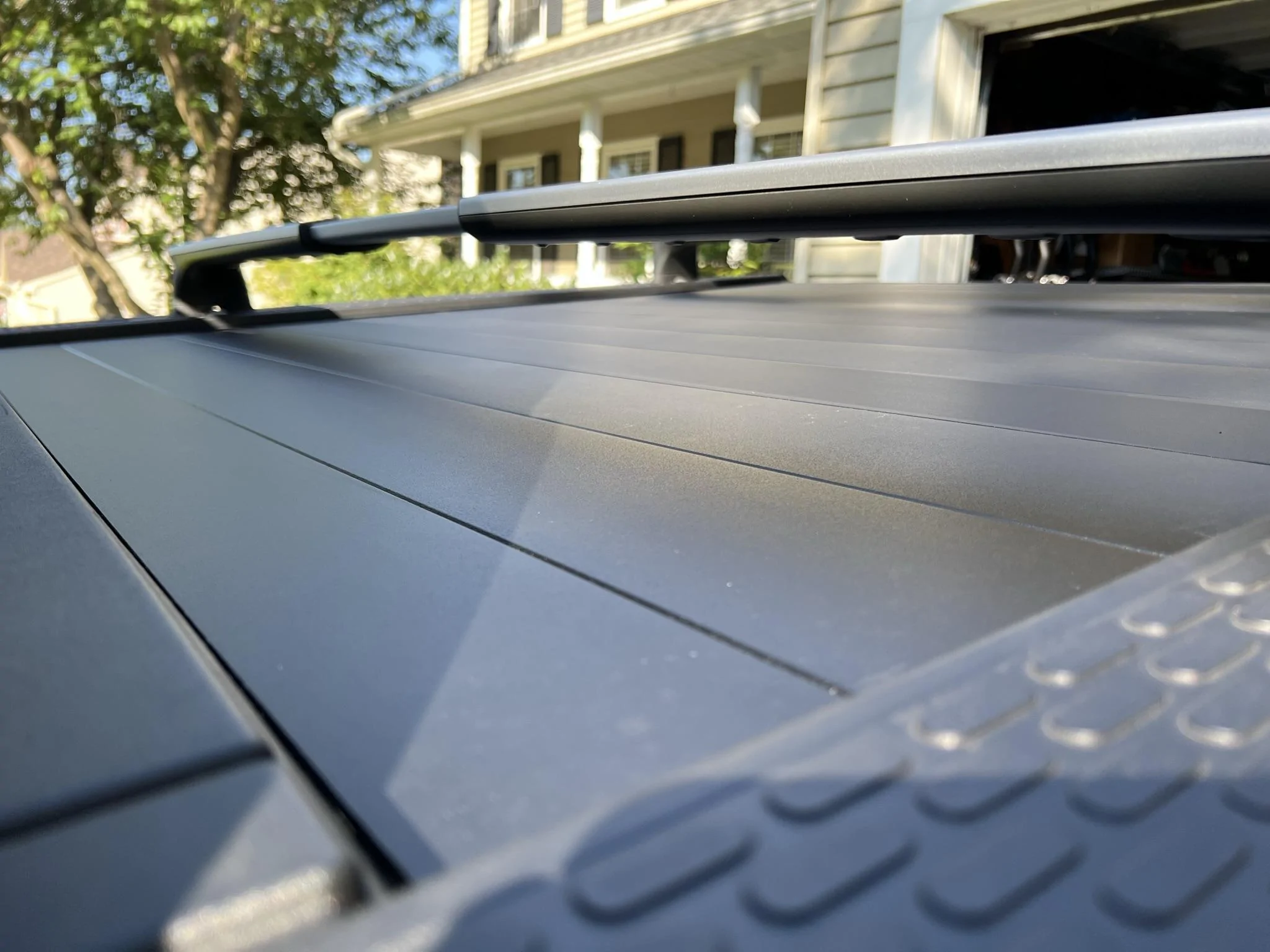 Rivian R1T R1S Interrobang Tonneau Cover with Bag IMG_8401