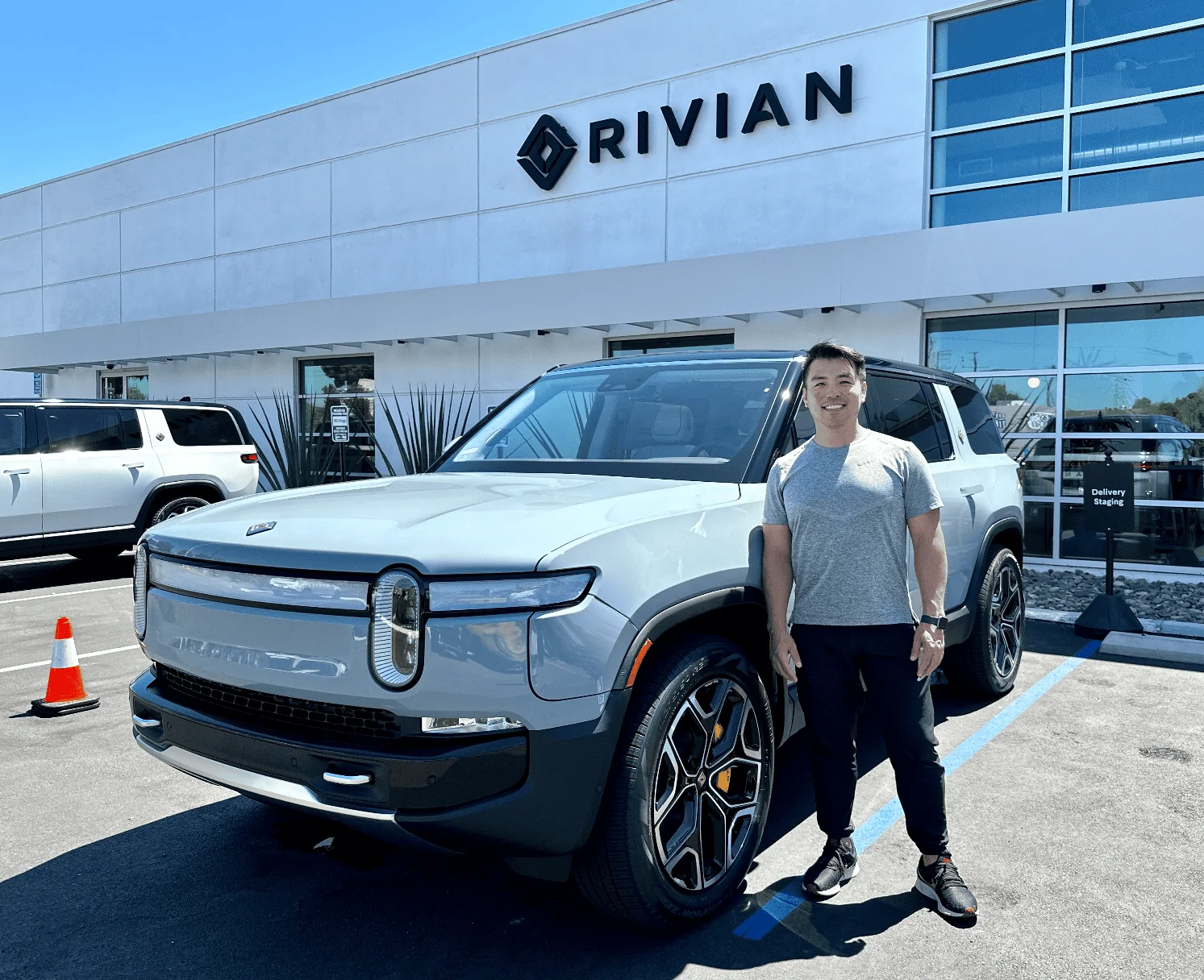 Rivian R1T R1S Took delivery at Costa Mesa SC [R1S 149##] Screenshot 2023-08-11 at 5.24.49 PM