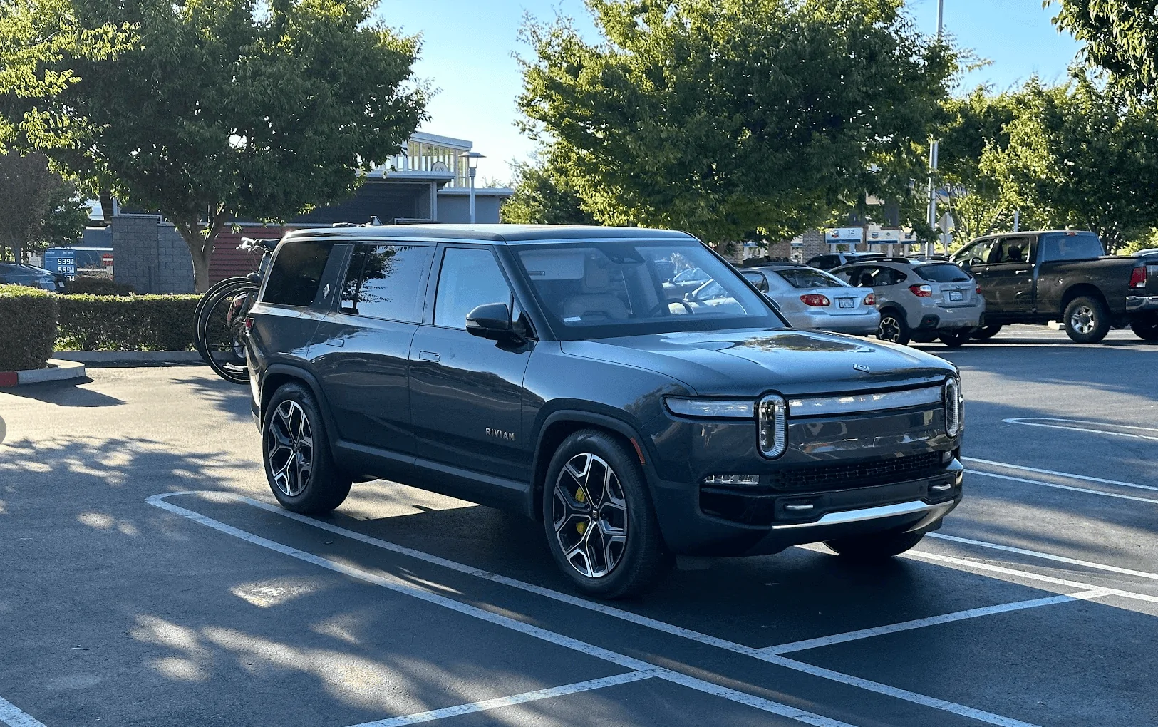 Rivian R1T R1S El CAP GRANITE Rivian Photos 1691816310917