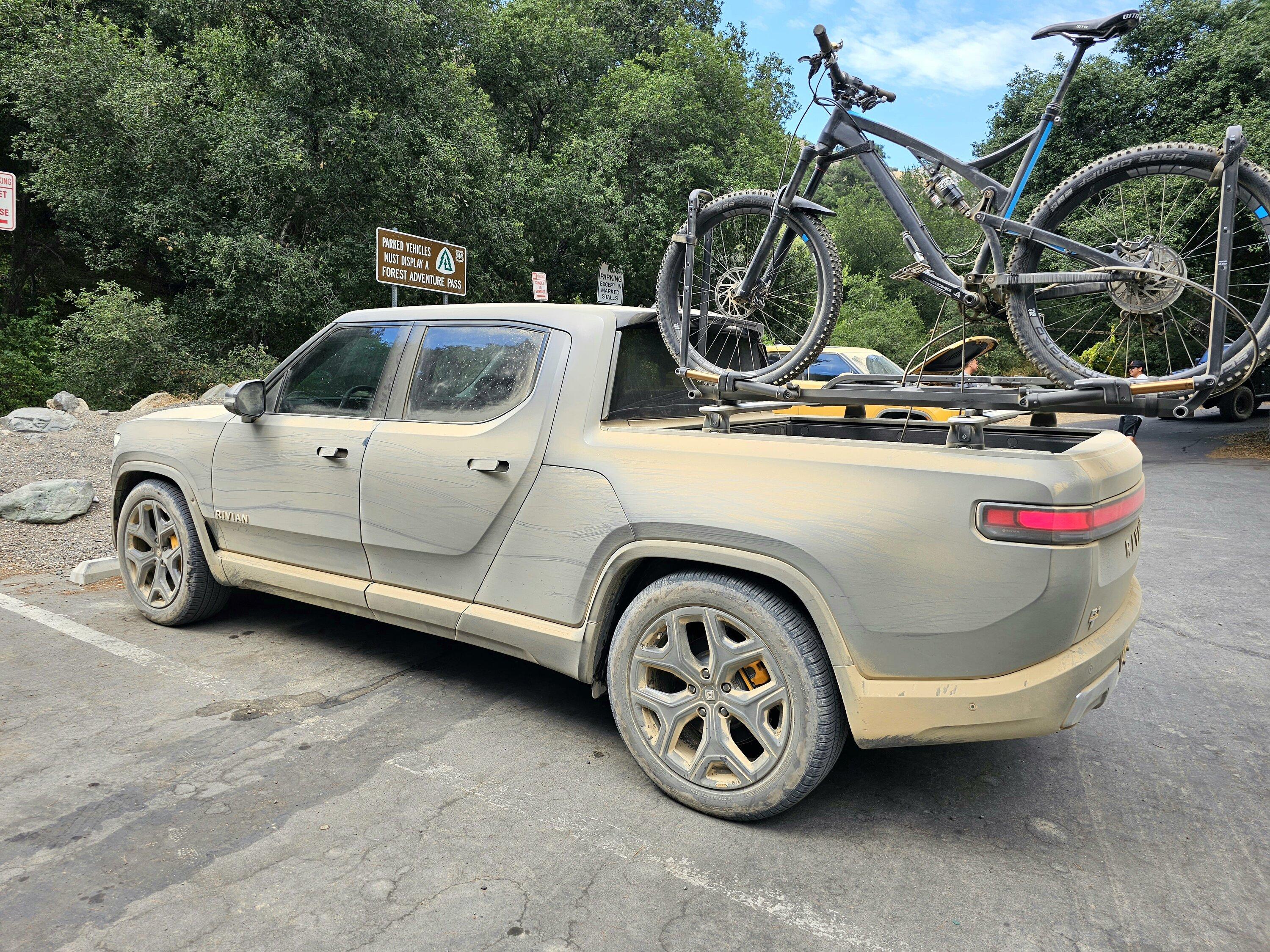 Rivian R1T R1S El CAP GRANITE Rivian Photos 20230722_152732