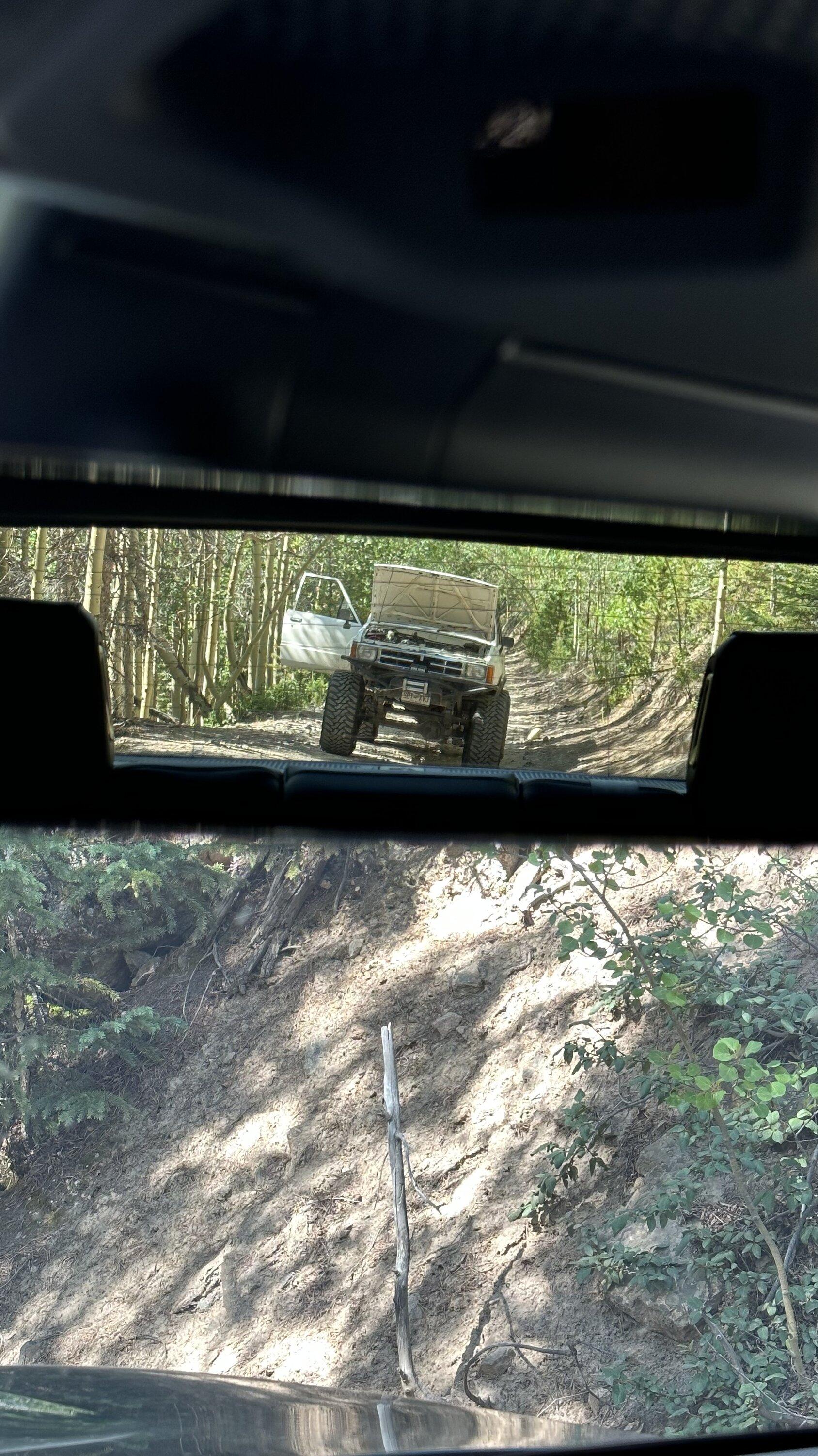 Rivian R1T R1S R1T Off Roading With ICE 4Runner… Someone Broke Down… IMG_7238