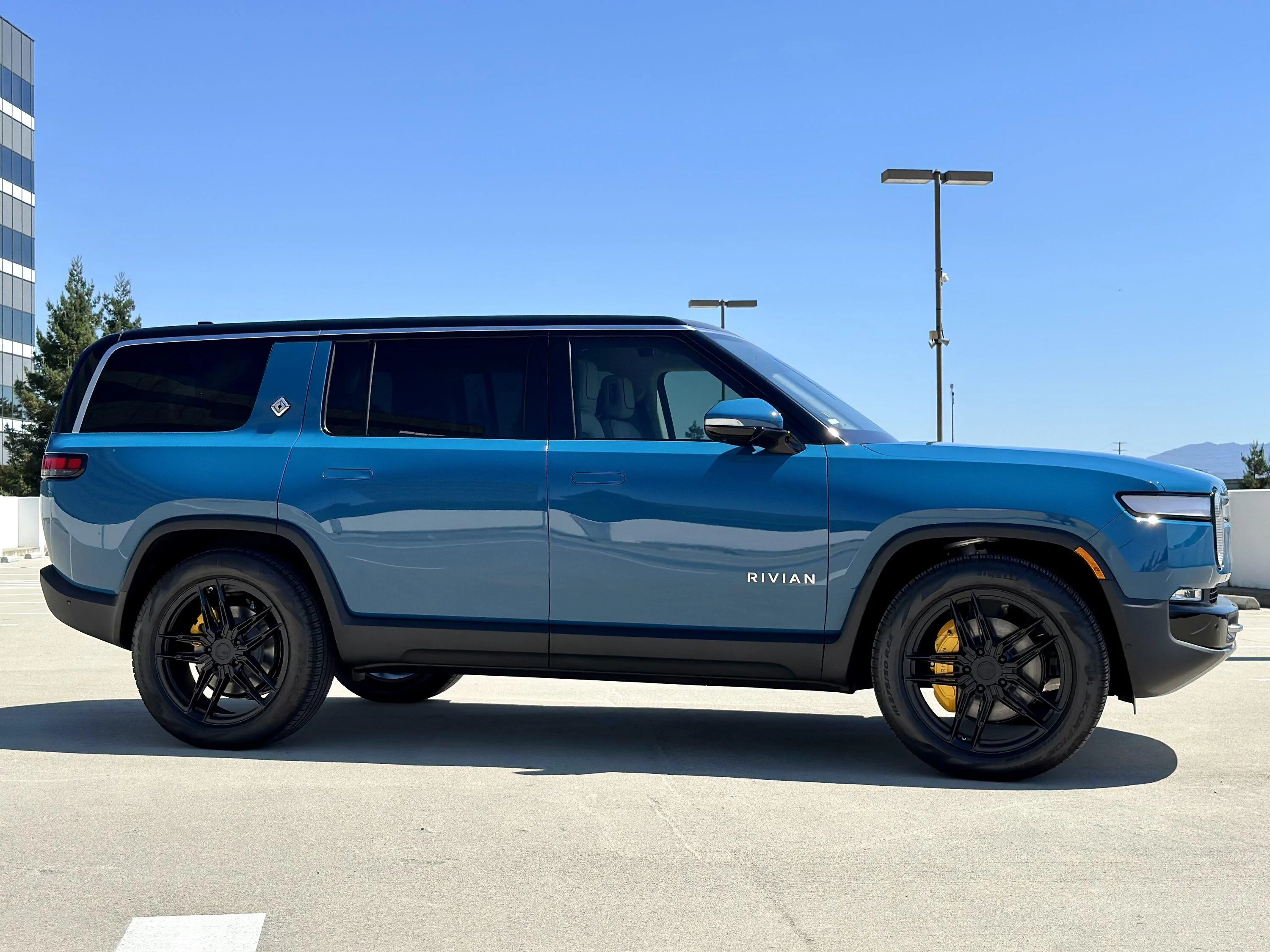 Rivian R1T R1S My 22" BC Forged wheels installed IMG_3436
