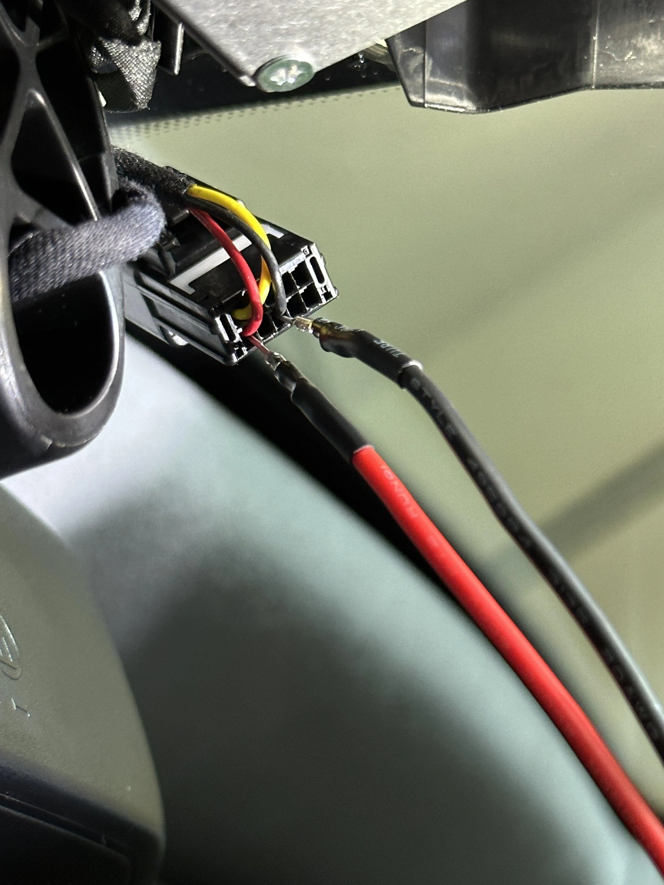 Rivian R1T R1S Radar Detector hardwire, who has done it? IMG_7083