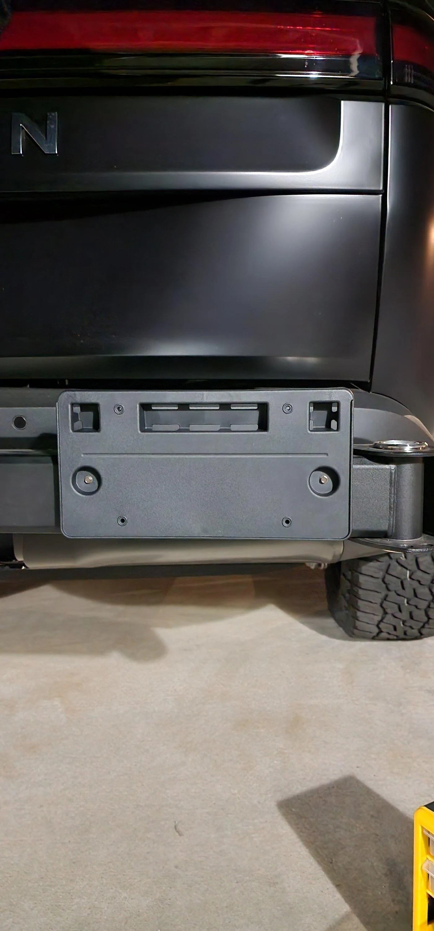 Rivian R1T R1S R1S Spare tire hitch mount options? 20230811_233752