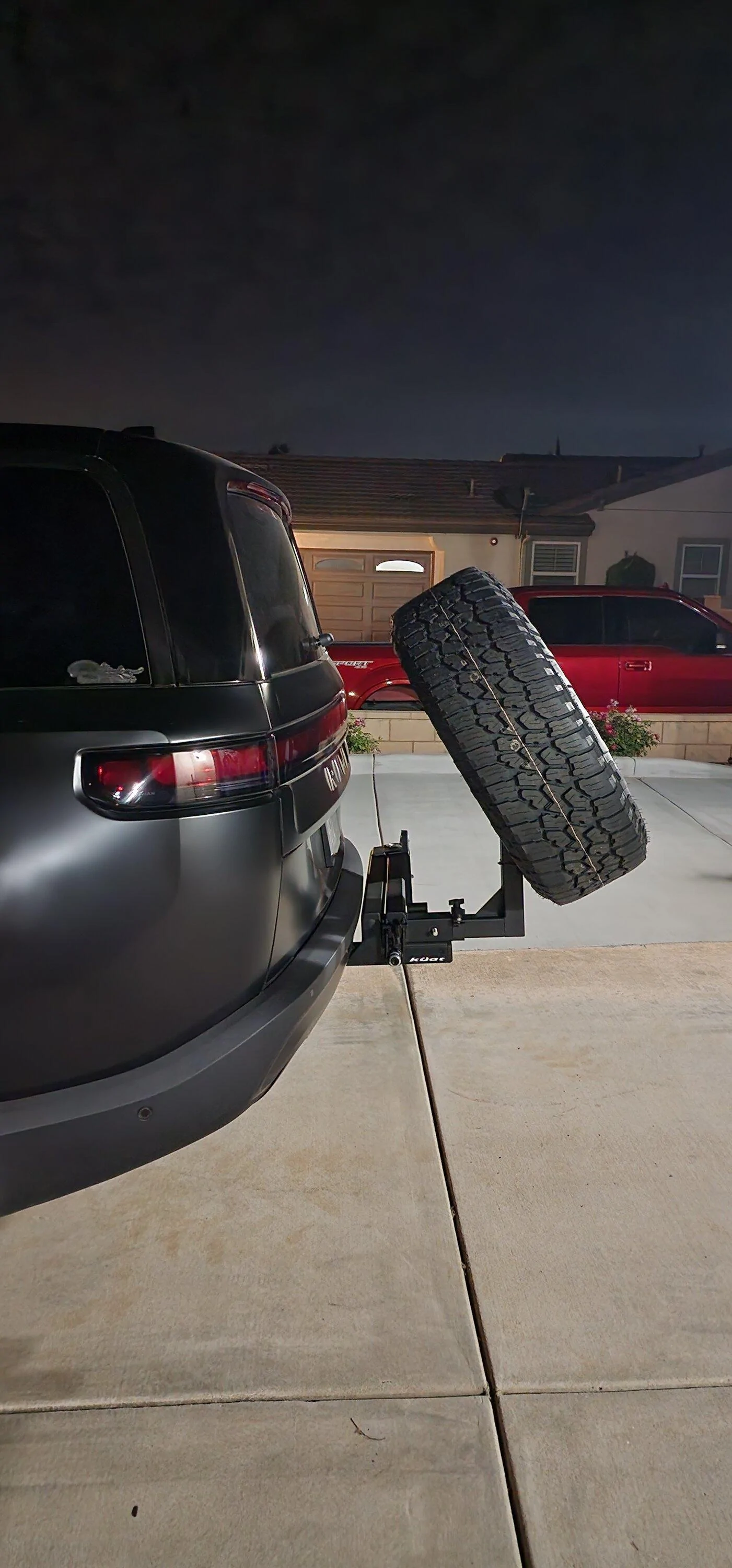 Rivian R1T R1S R1S Spare tire hitch mount options? 20230812_004112