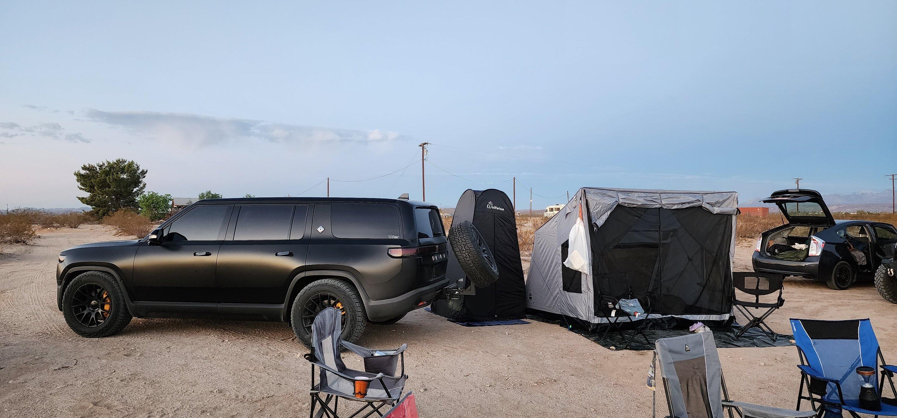 Rivian R1T R1S R1S Spare tire hitch mount options? 20230813_055207~2