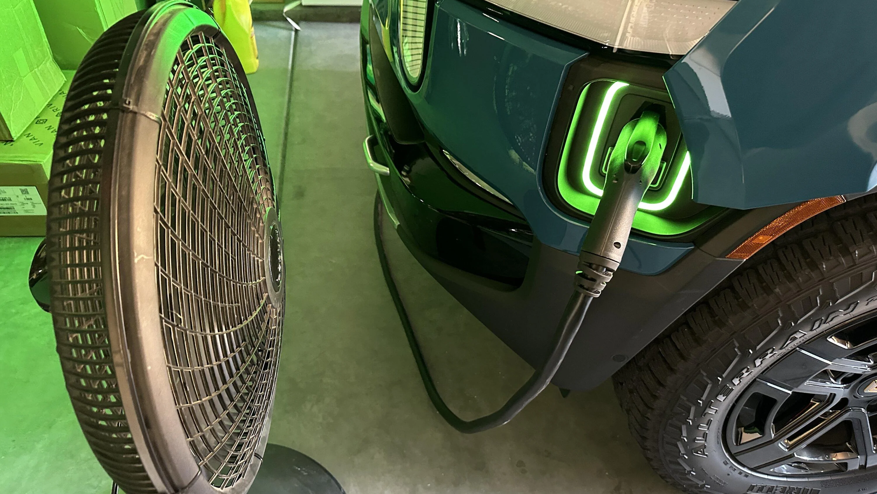 Rivian R1T R1S “Vehicle Error” after a few minutes of charging IMG_5314