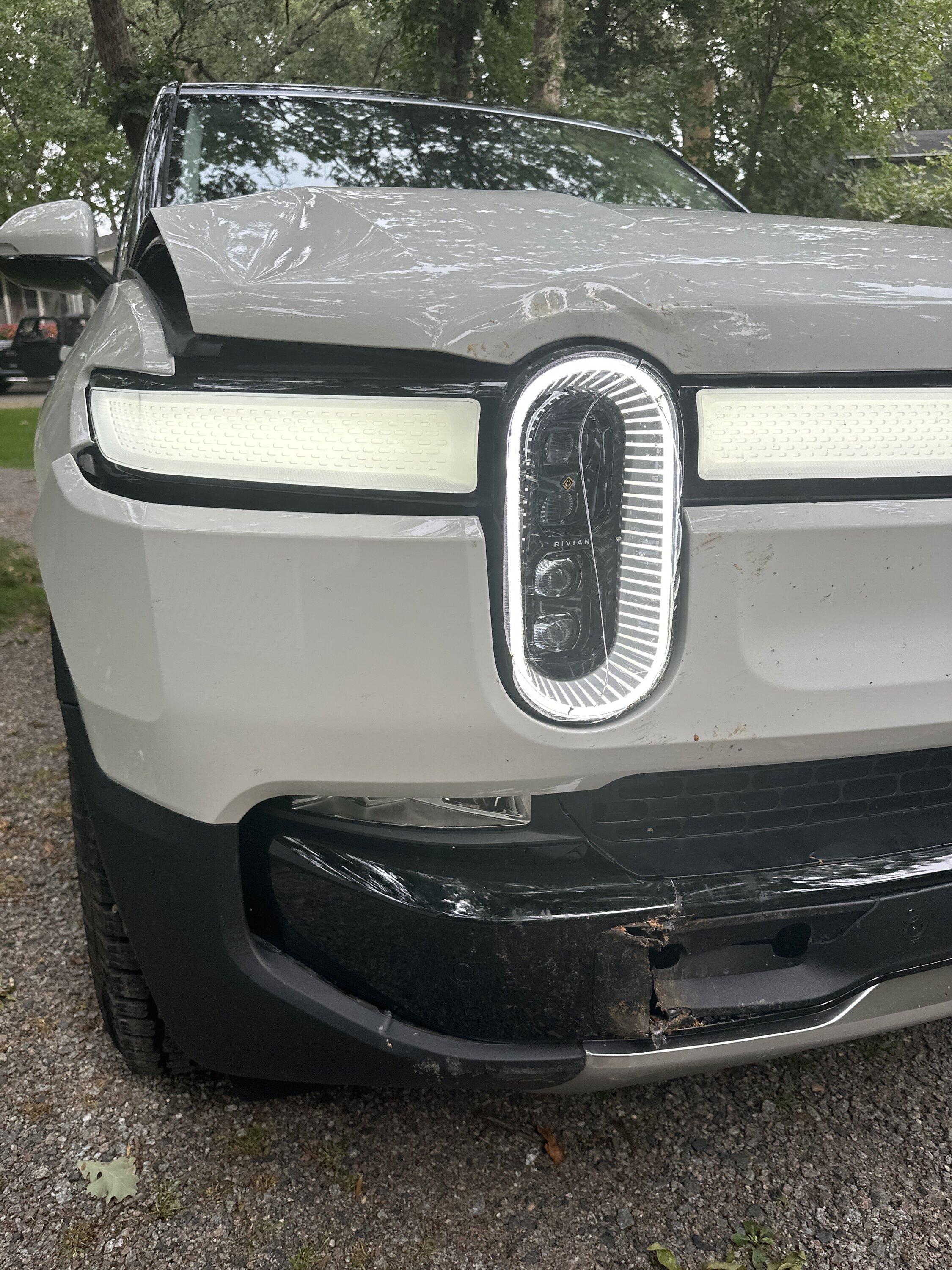 Rivian R1T R1S Frame replacement needed after accident damage (R1S) IMG_9689