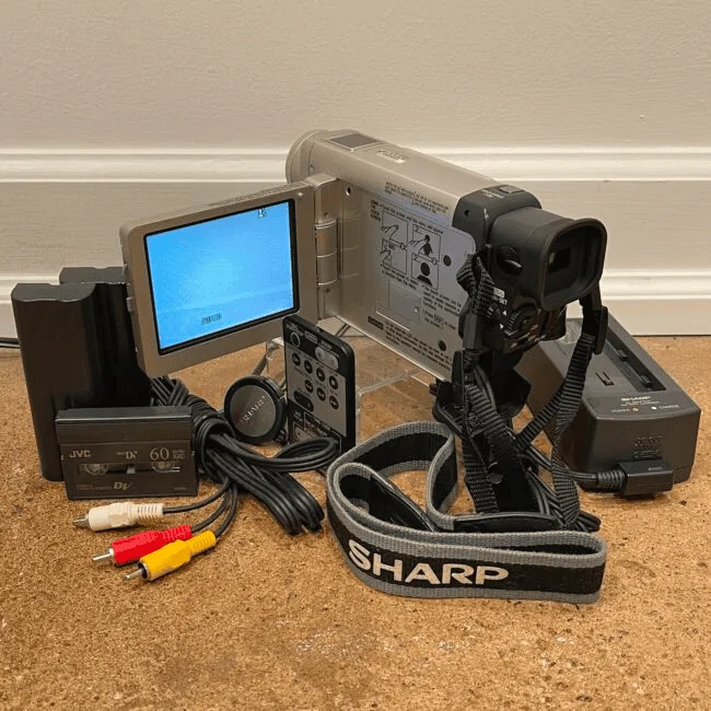 Rivian R1T R1S 10-Day Airport Parking -- SOC Charge Report With Gear Guard ON 1692236184954