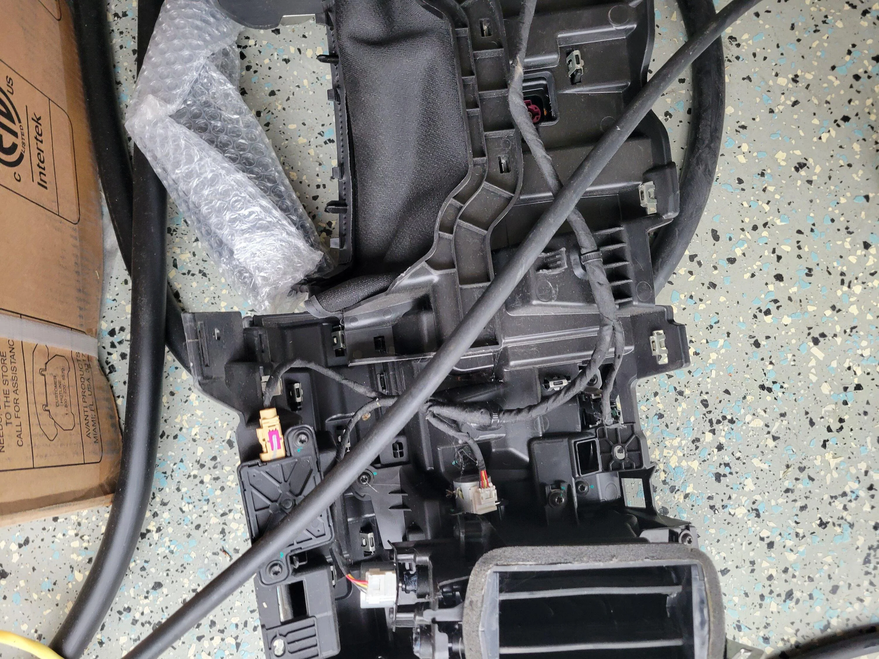 Rivian R1T R1S R1T dash photos. 20230820_104636