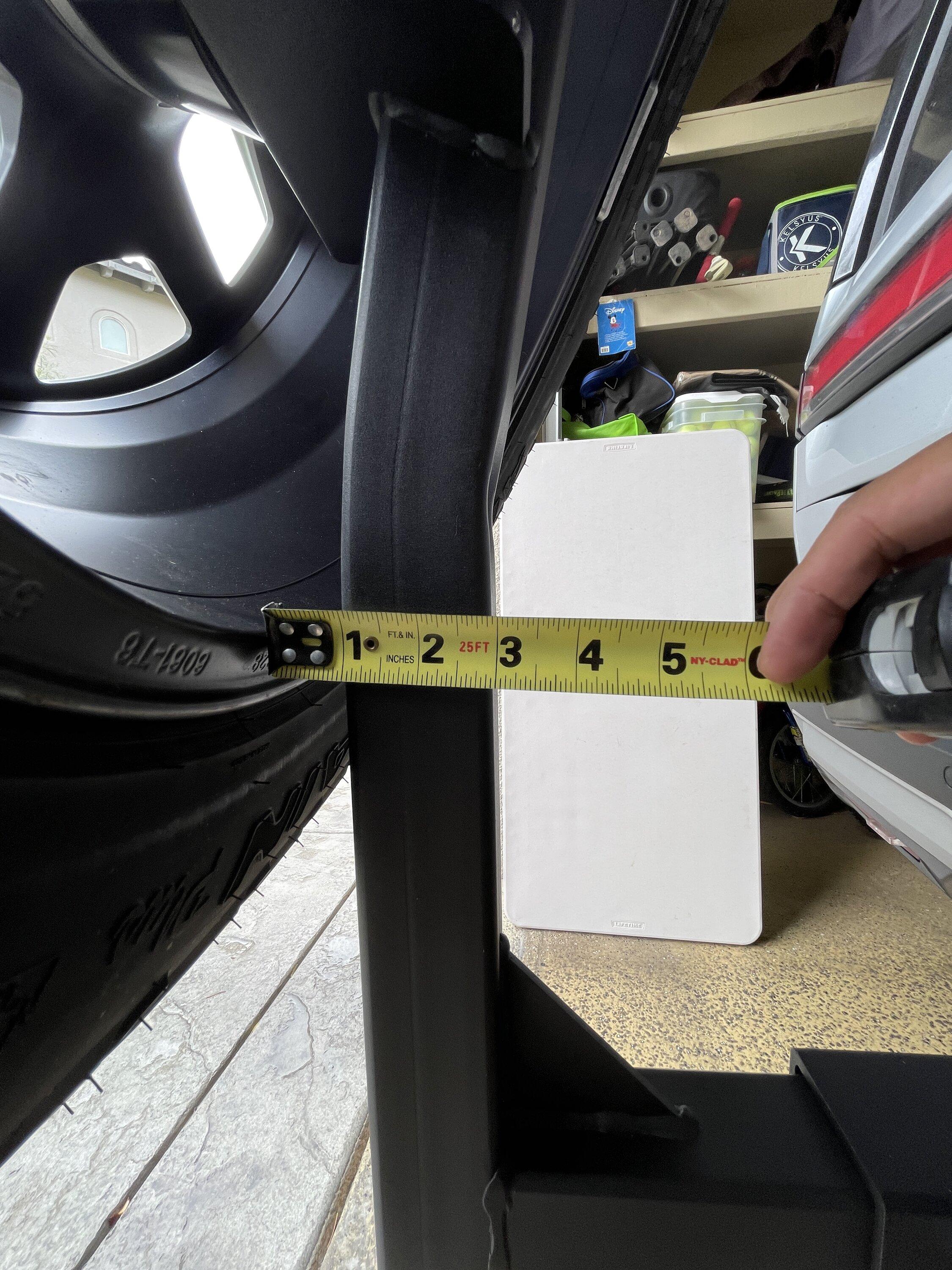 Rivian R1T R1S R1S Spare tire hitch mount options? IMG_3555