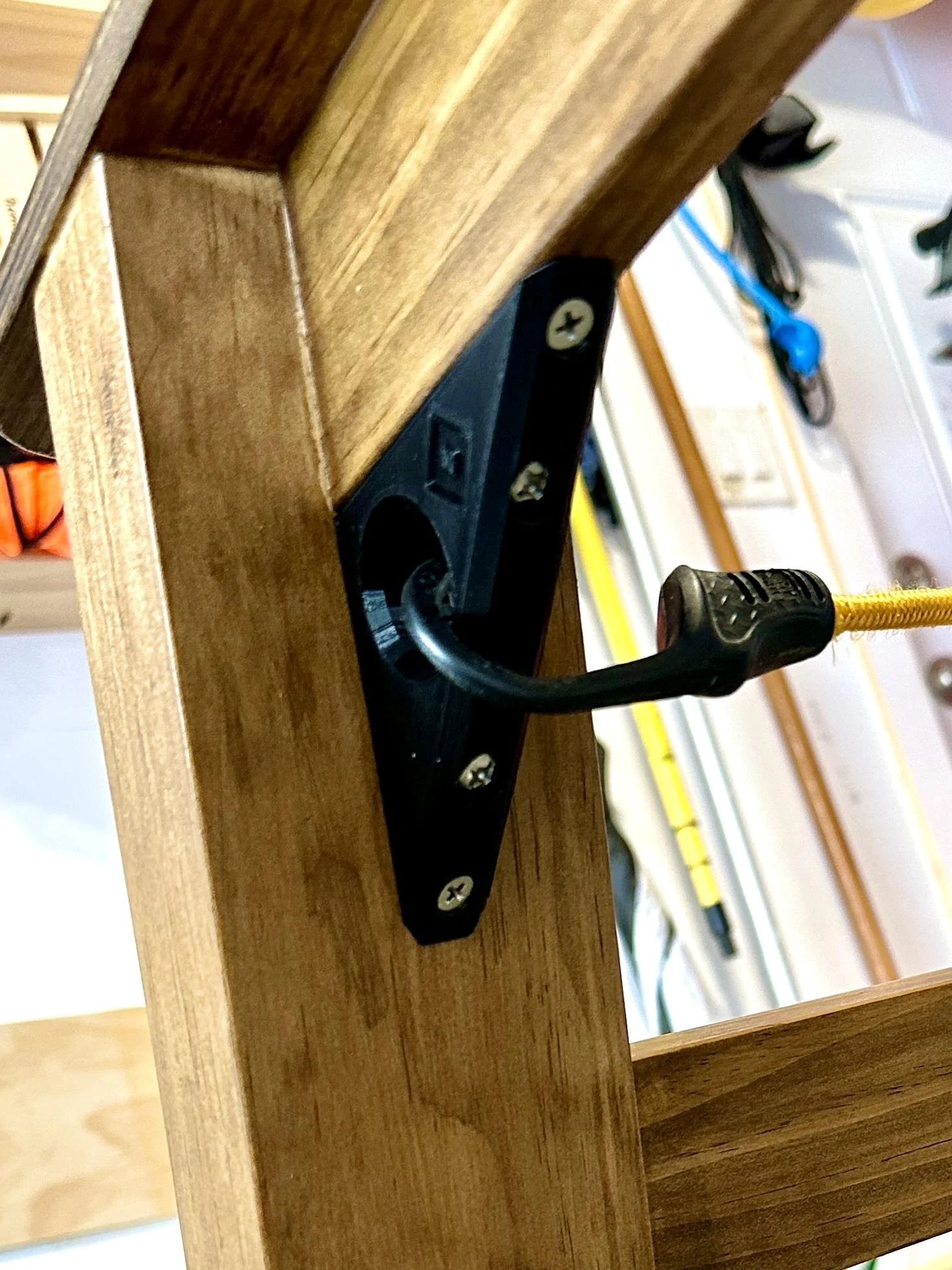 Rivian R1T R1S DIY Ladder Rack using wood IMG_5502