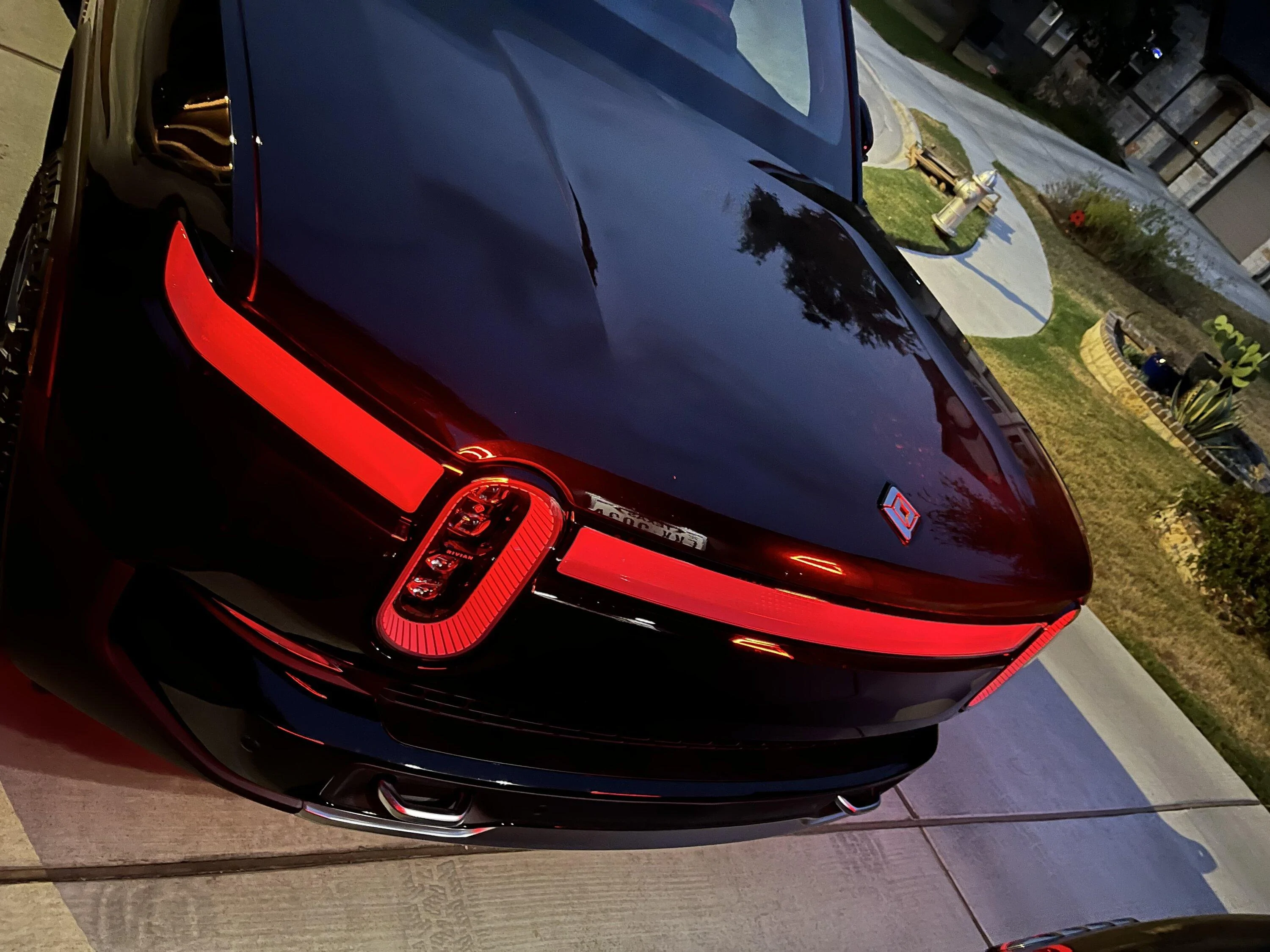 Rivian R1T R1S R1S Rage Mode IMG_6483