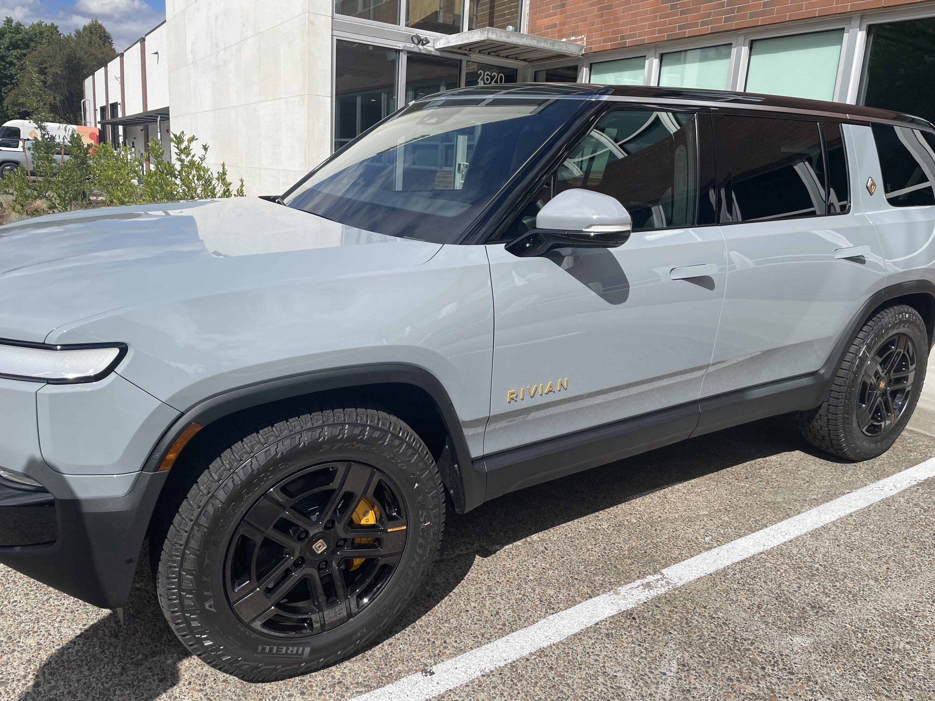 Rivian R1T R1S latest VIN for R1S IMG_6987