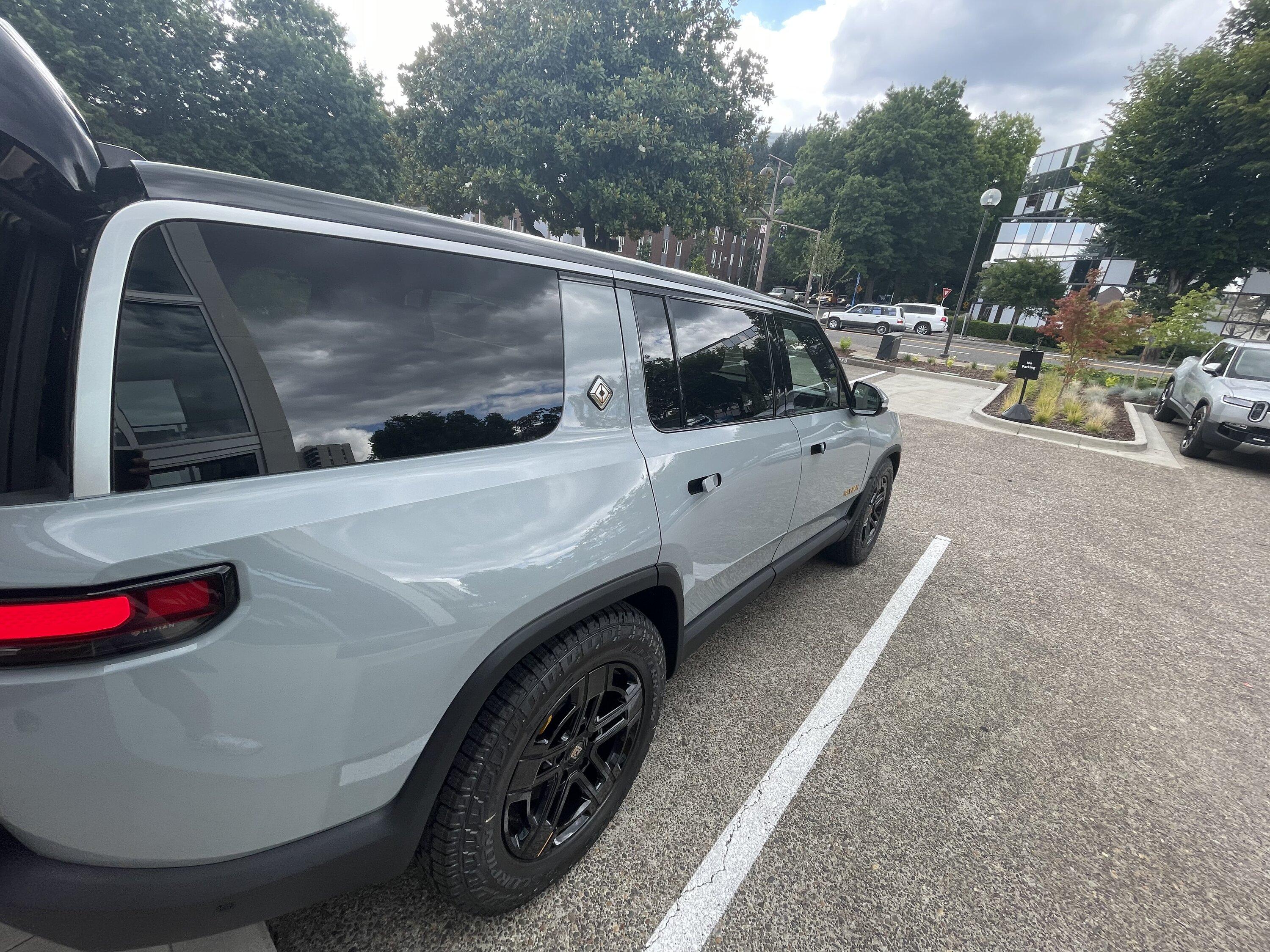 Rivian R1T R1S latest VIN for R1S IMG_6990