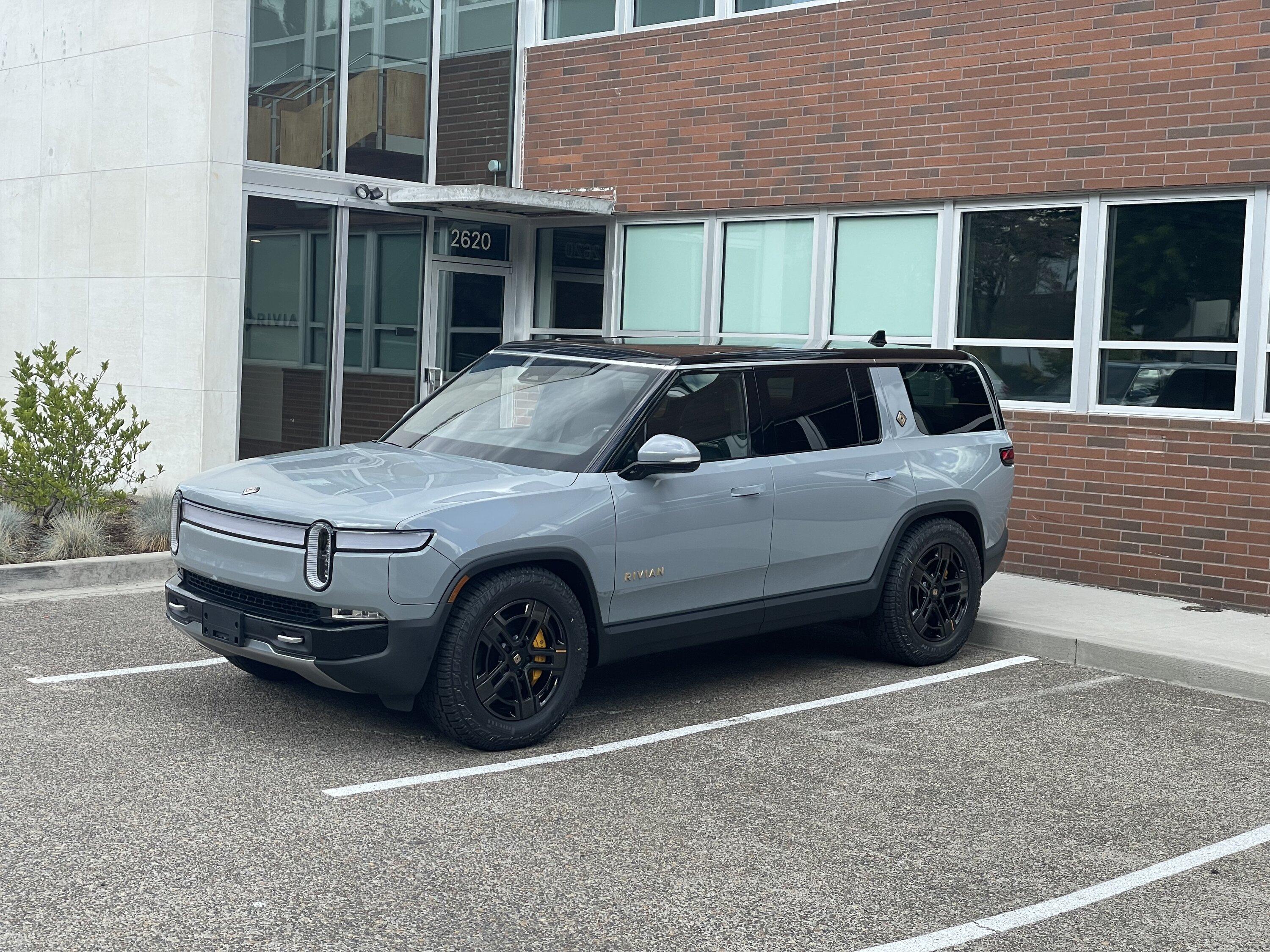 Rivian R1T R1S latest VIN for R1S IMG_6993