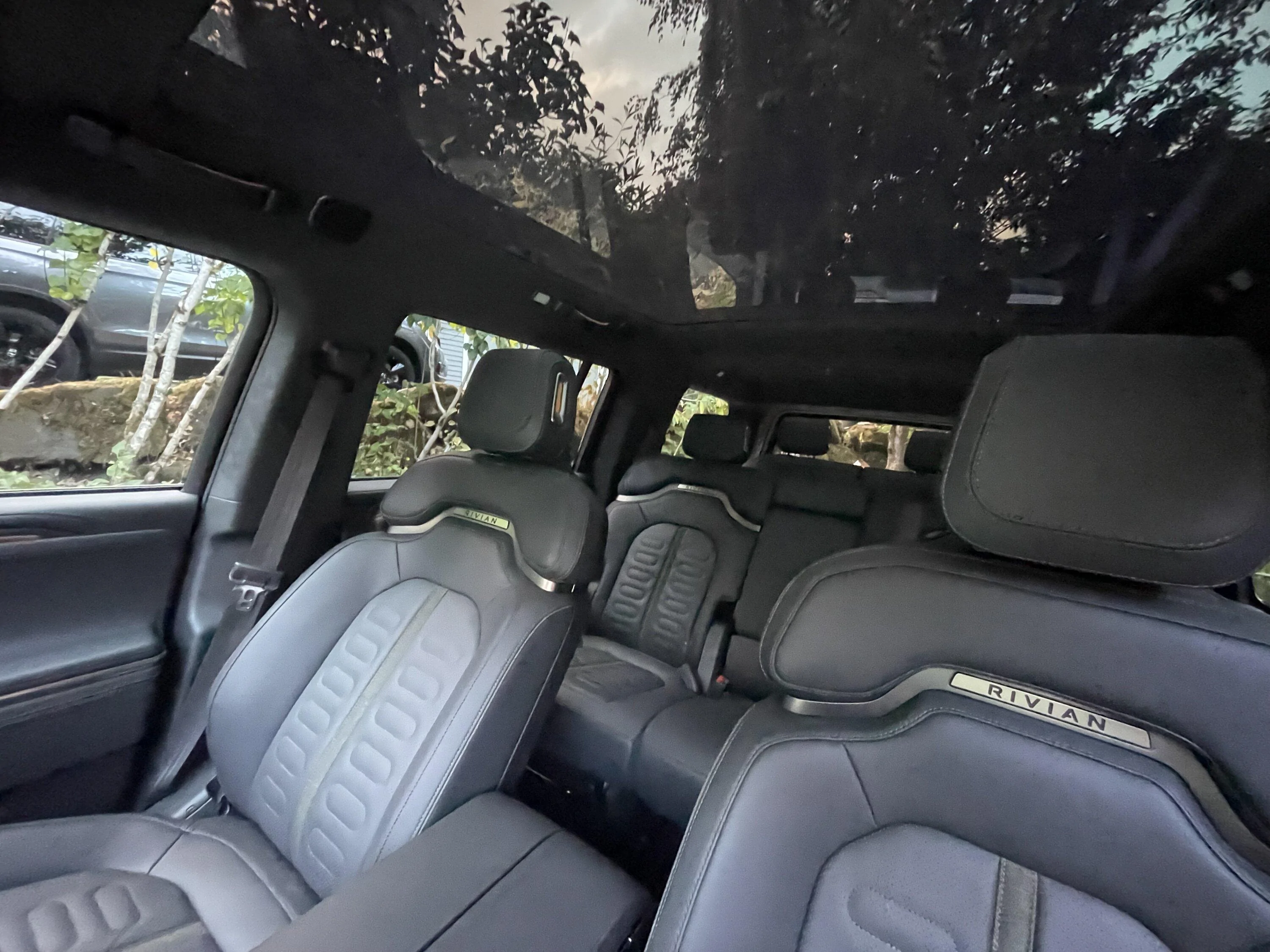 Rivian R1T R1S latest VIN for R1S IMG_7011