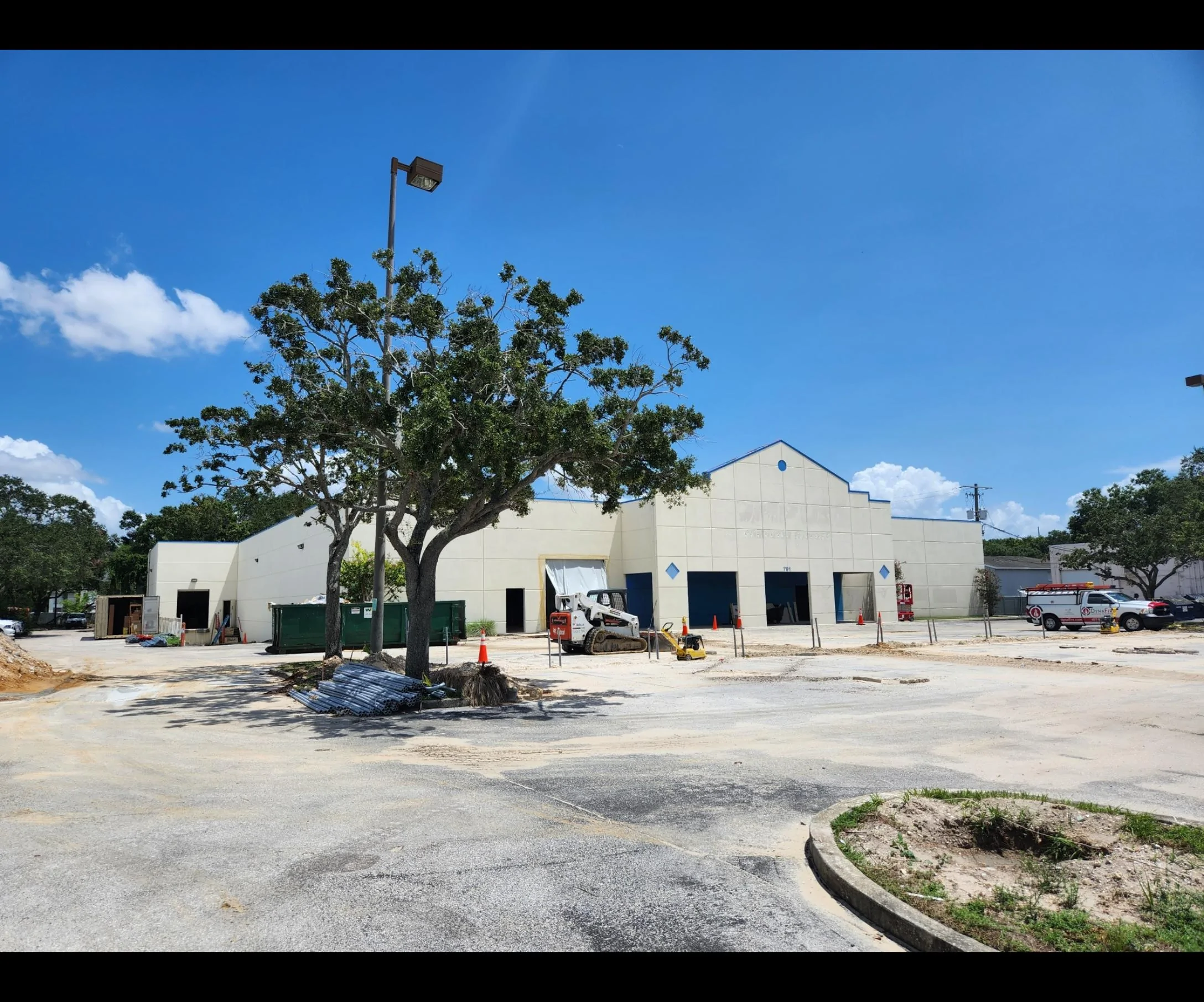 Rivian R1T R1S Tampa Service Center - July '22 update Screenshot_20230824_170636_Gallery