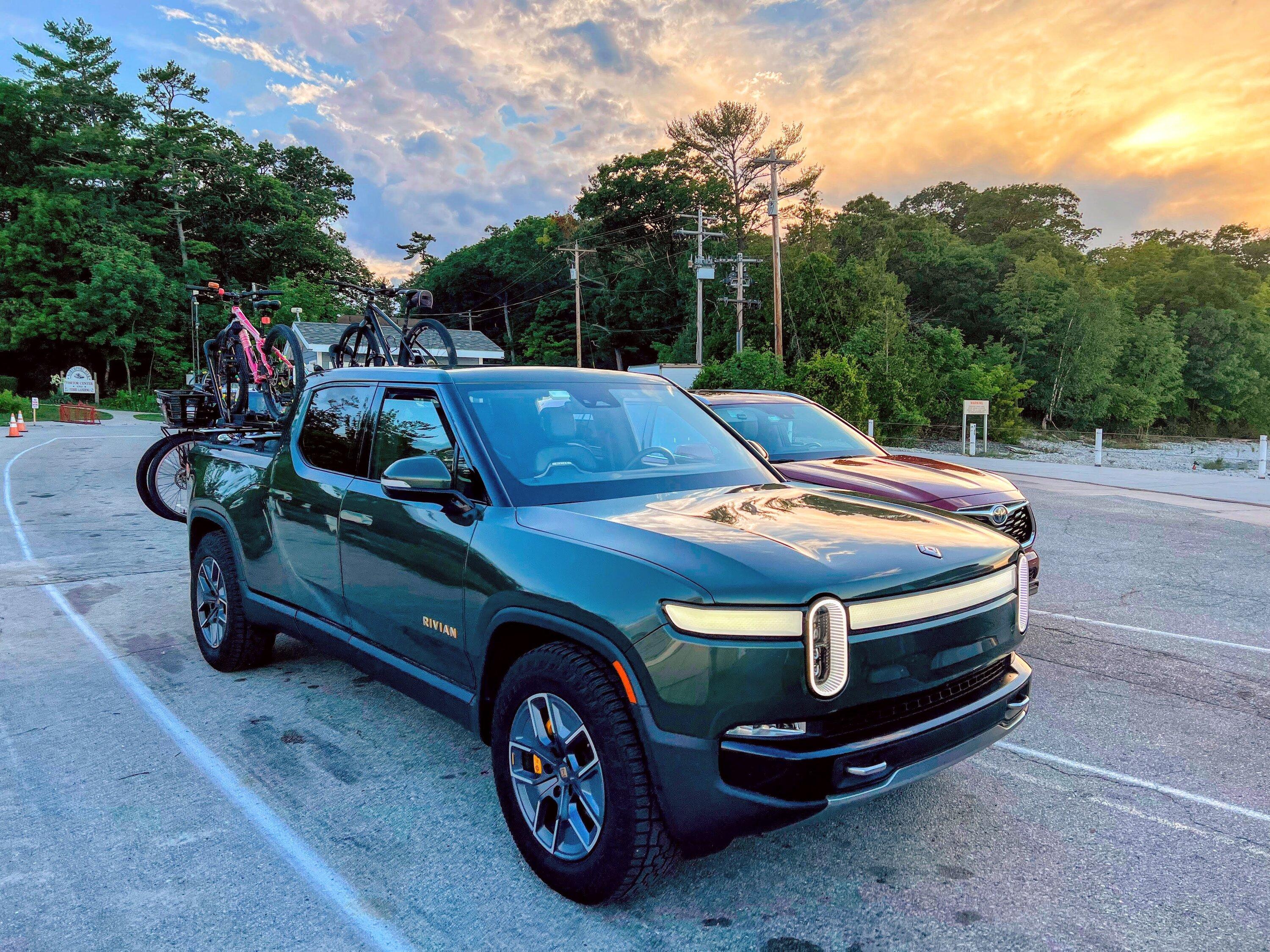 Rivian R1T R1S 【BestEvMod】Let’s Do a Giveaway Raffle! End on 8/29 Riv