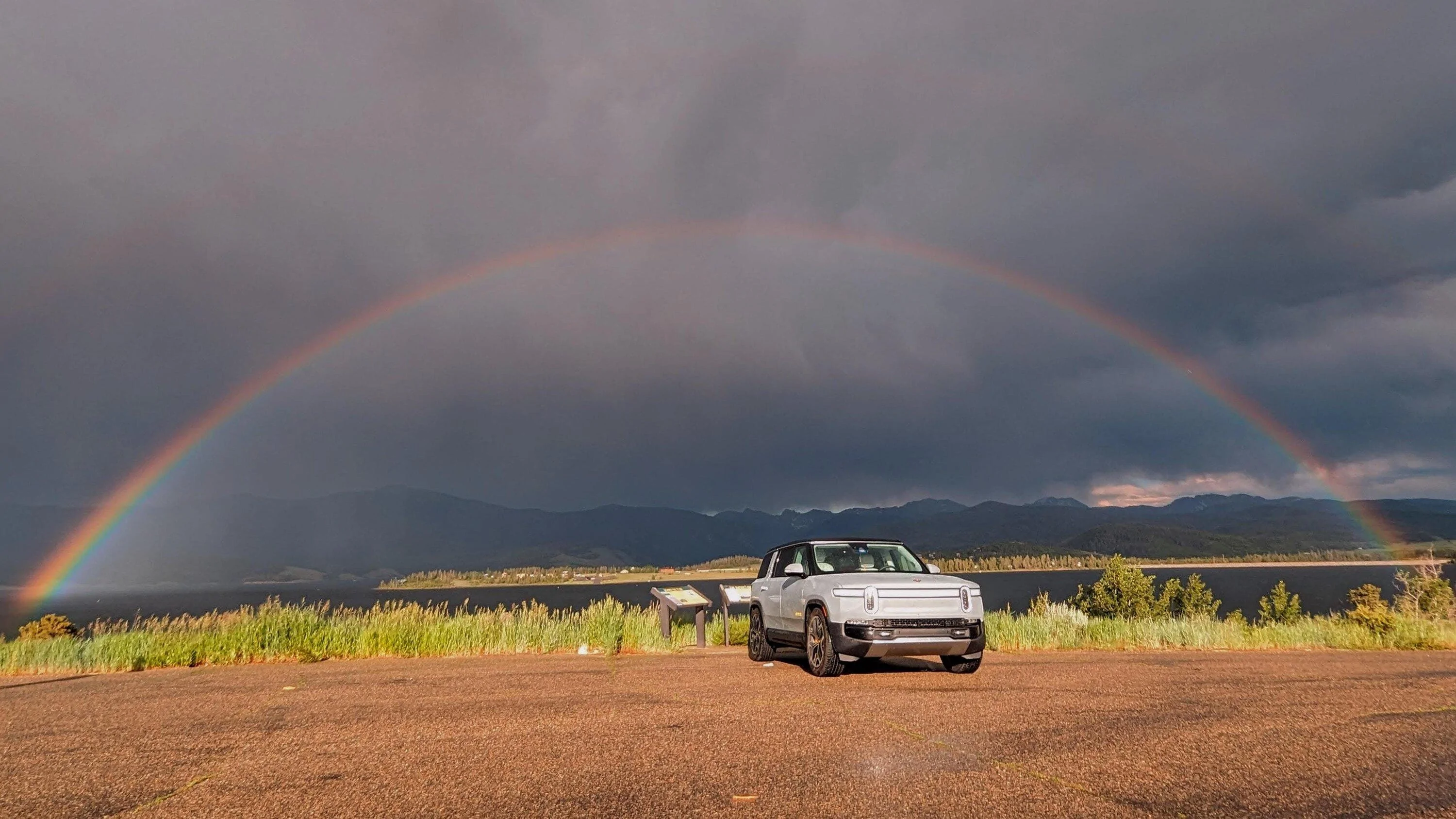Rivian R1T R1S 【BestEvMod】Let’s Do a Giveaway Raffle! End on 8/29 PXL_20230704_004201424.MP-EDIT