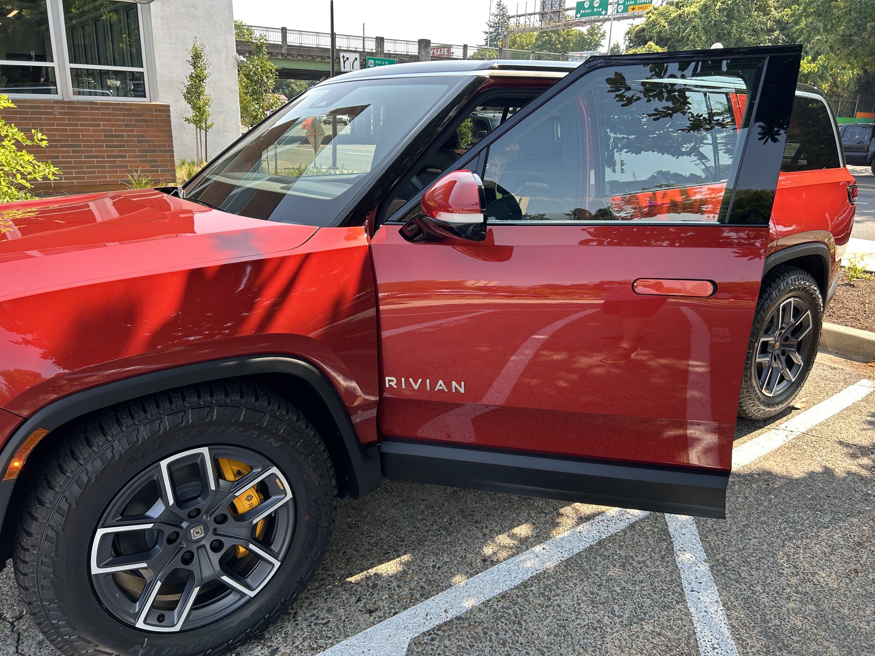 Rivian R1T R1S Picked up today IMG_1437
