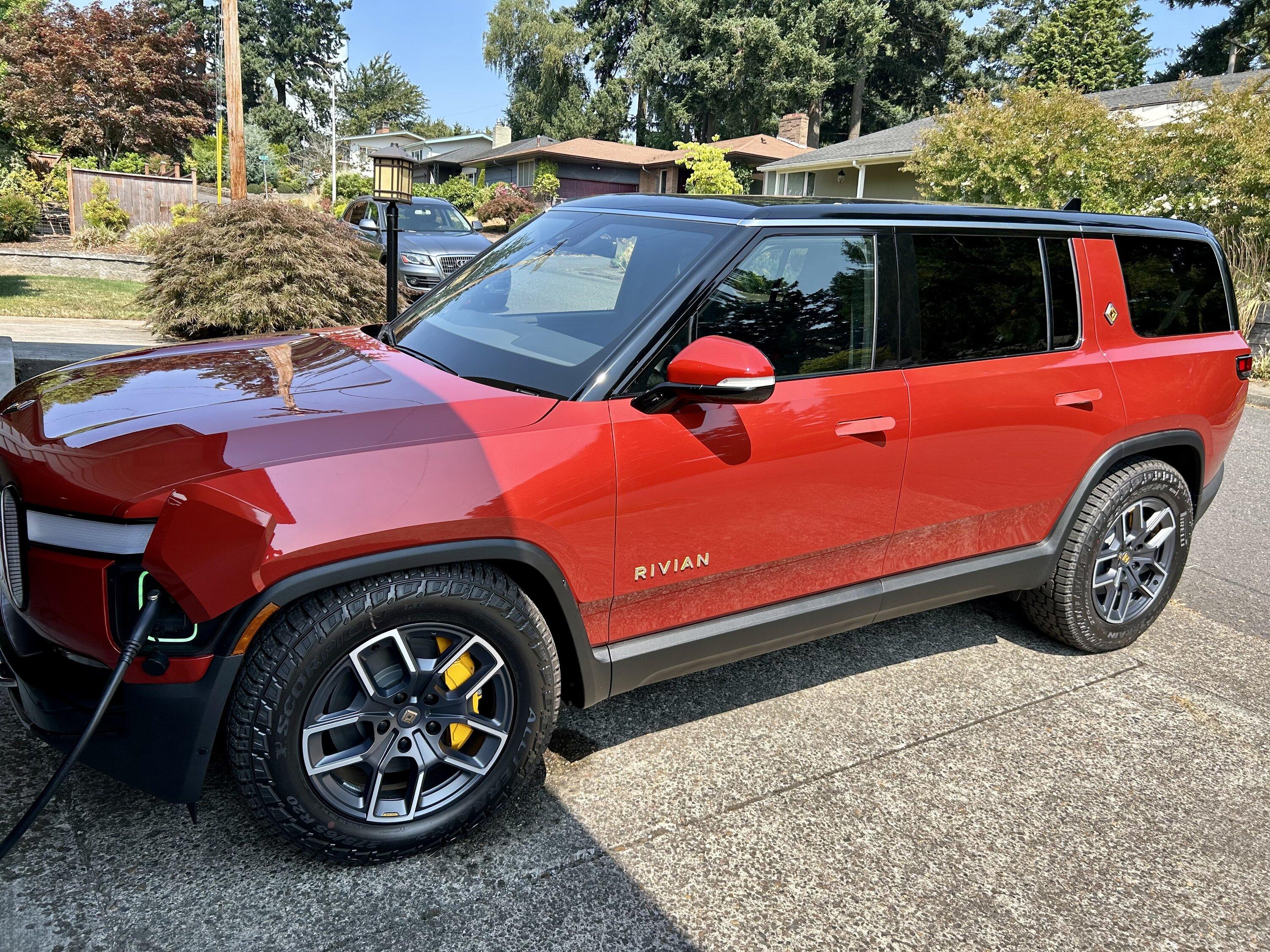 Rivian R1T R1S PNW Roll Call IMG_1442