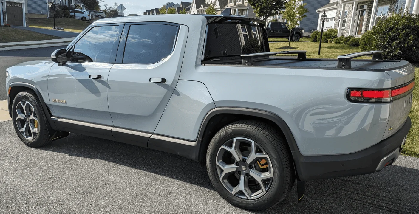 Rivian R1T R1S Rally Armor MudFlaps Installed Photos & Review 1693071076491
