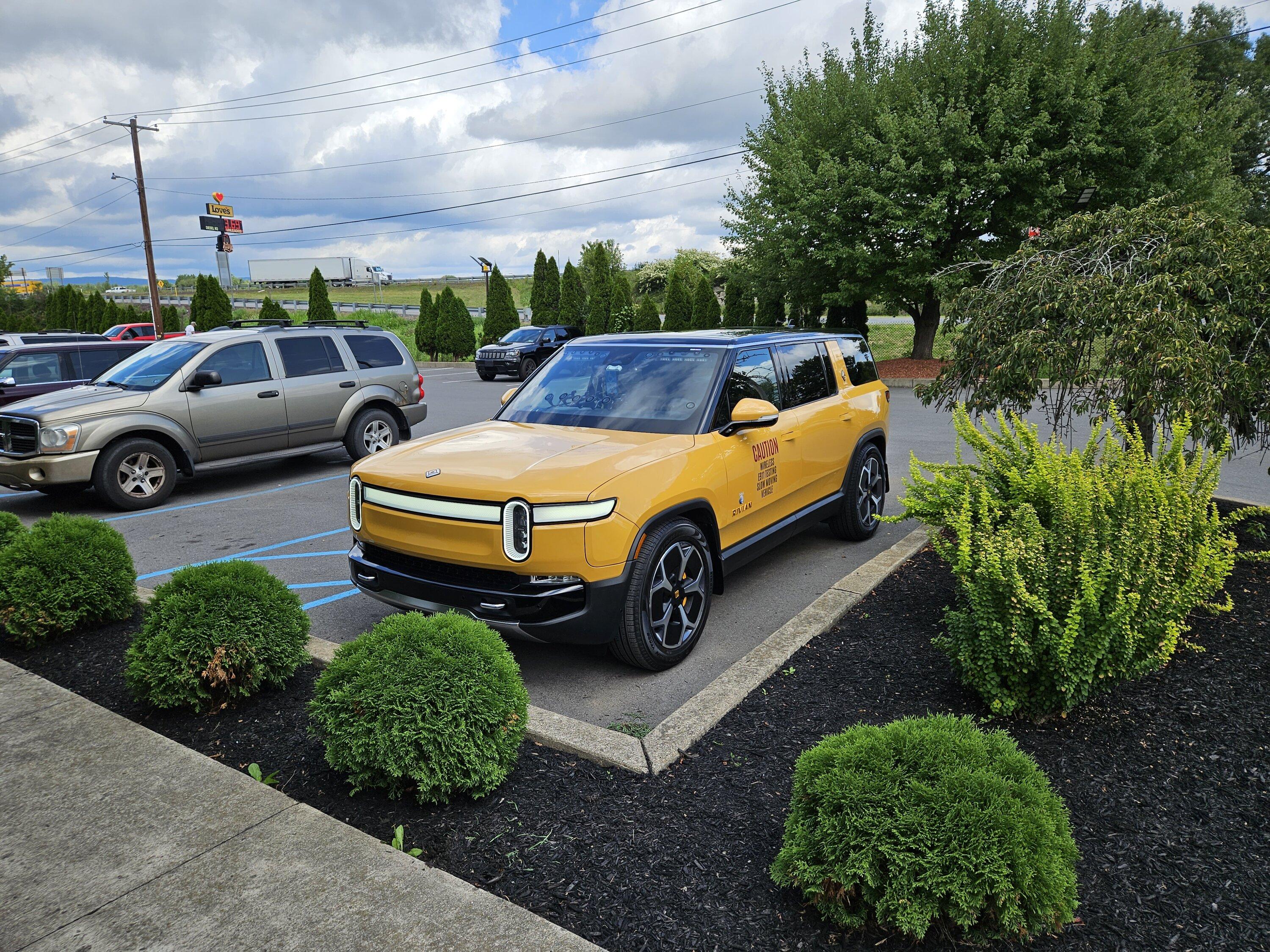 Rivian R1T R1S First tire rotation completed -- my experience 20230827_122838