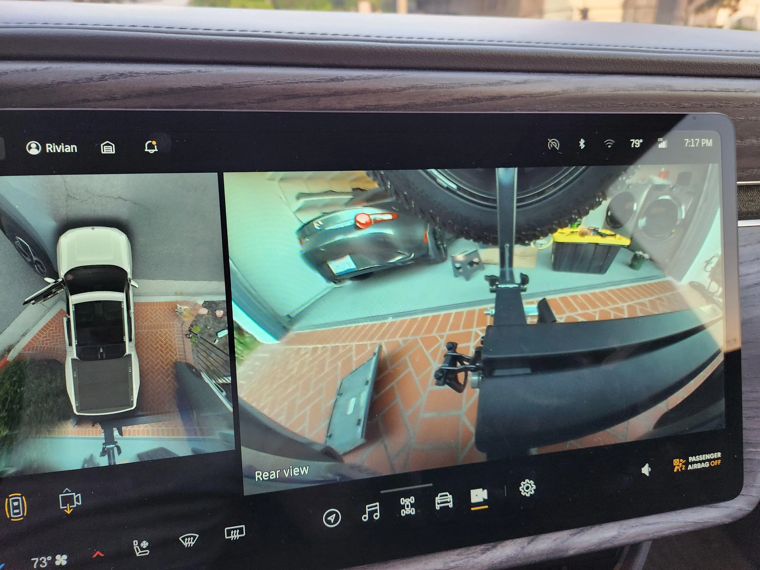 Rivian R1T R1S R1S Spare tire hitch mount options? 20230827_191706