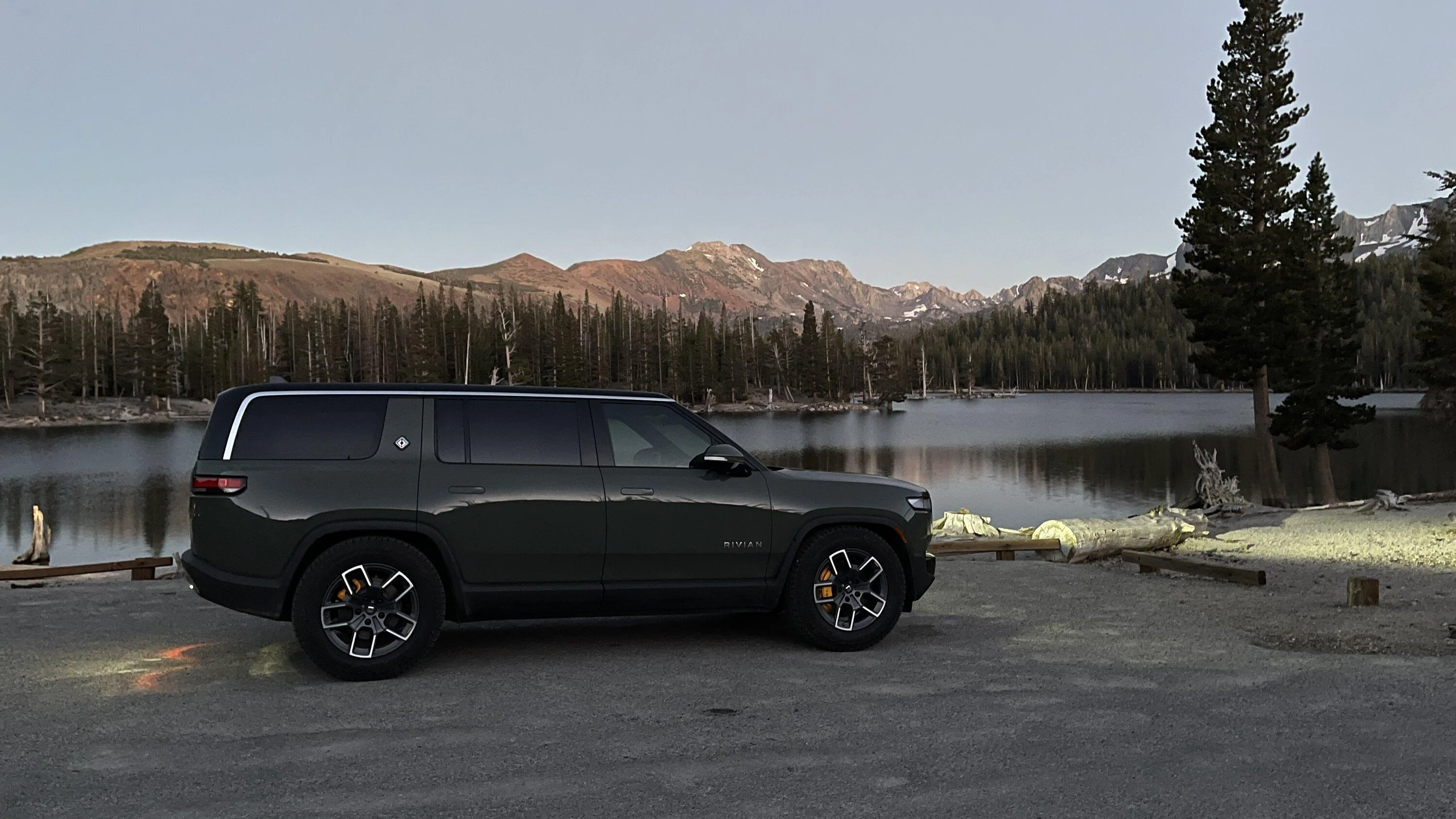 Rivian R1T R1S Rivian off roading photos -- post yours! IMG_5411