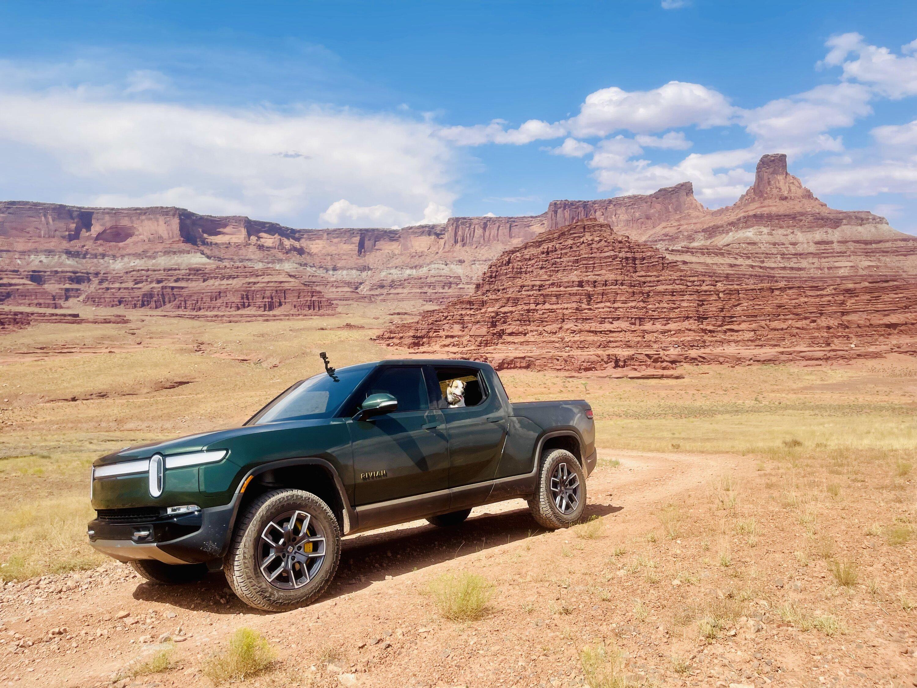 Rivian R1T R1S Rivian off roading photos -- post yours! IMG_9538