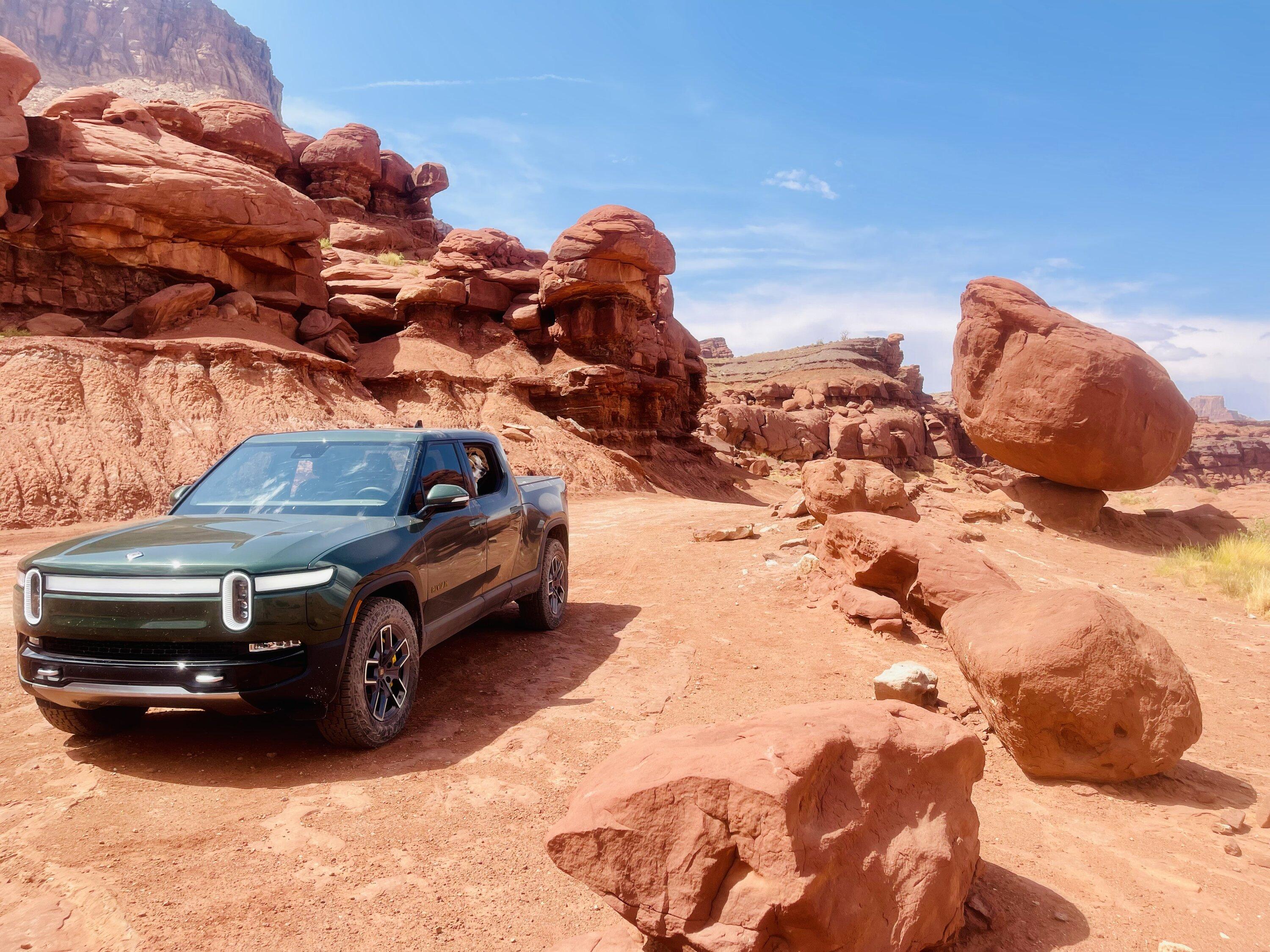 Rivian R1T R1S Rivian off roading photos -- post yours! IMG_9554