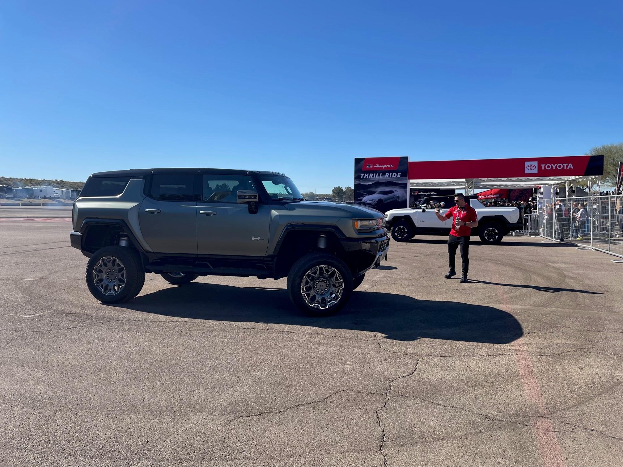 Rivian R1T R1S R1S vs Hummer EV SUV size comparison side-by-side H-SUV