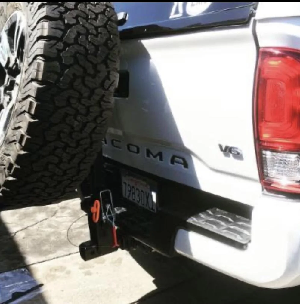 Rivian R1T R1S R1S Spare tire hitch mount options? IMG_3615